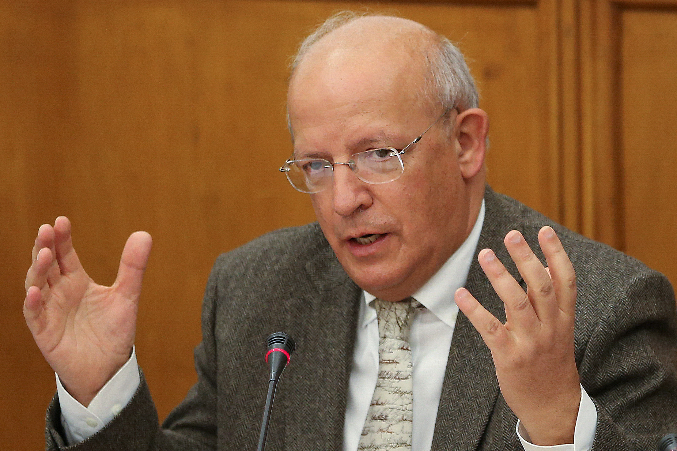 Augusto Santos Silva considera que caso de espião russo “envolve toda a União Europeia”