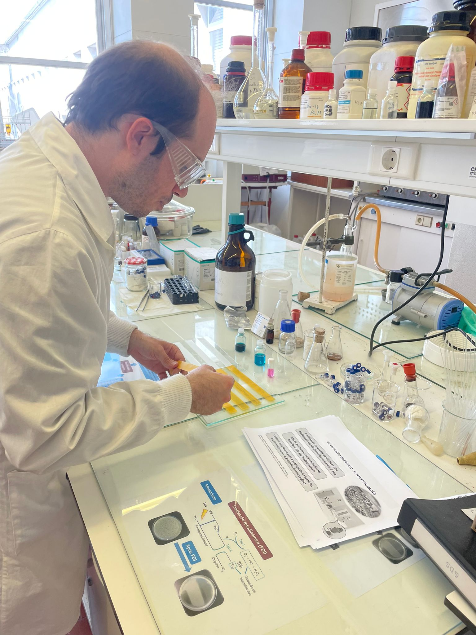 Este bioplástico tem propriedades antibacterianas para uso hospitalar