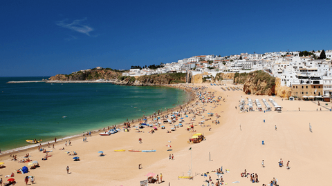 Este verão passaram 13.000 pessoas pelos postos de saúde de praia do Algarve