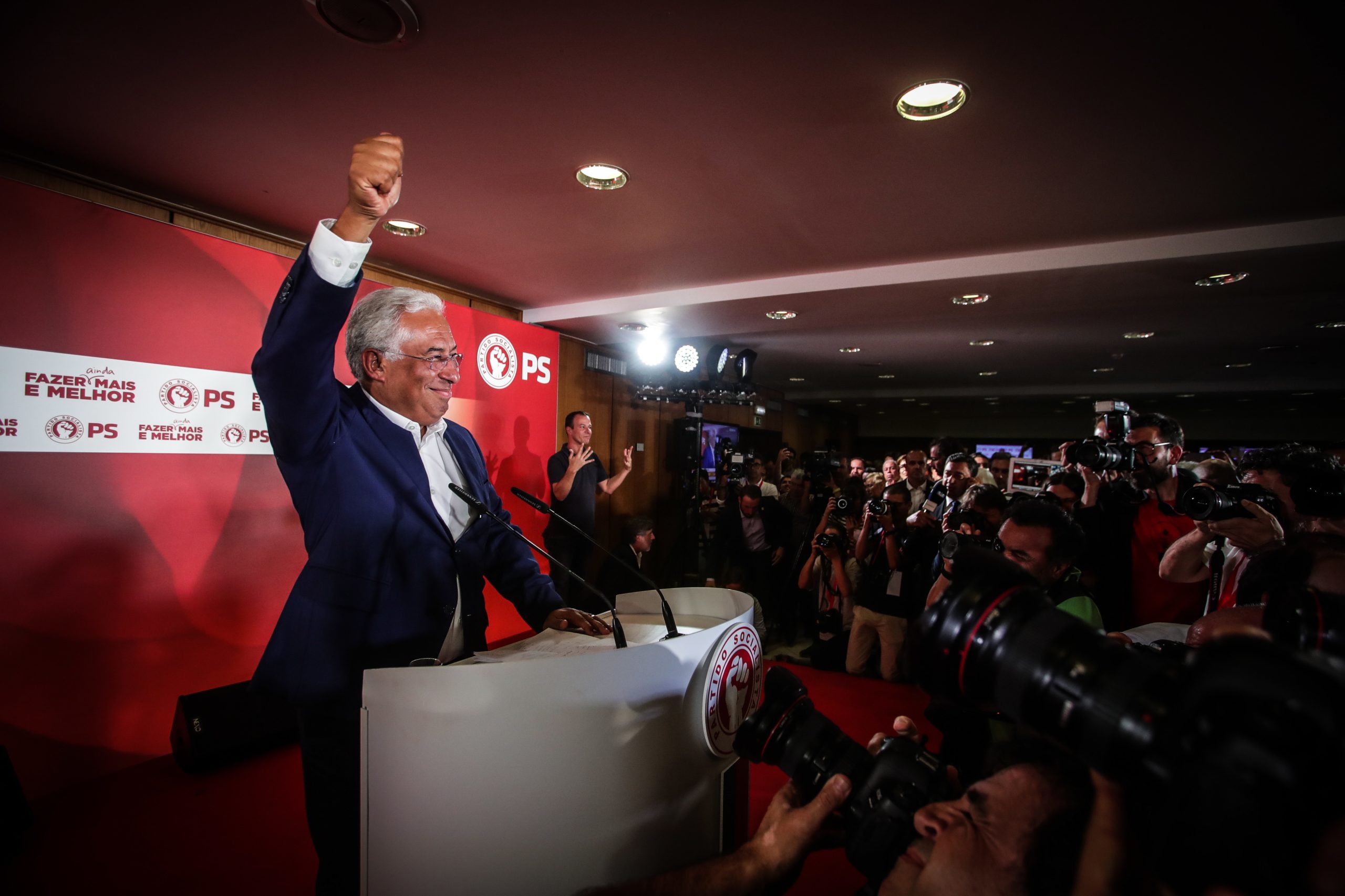 Legislativas: PS elegeu 108 deputados e PSD 79
