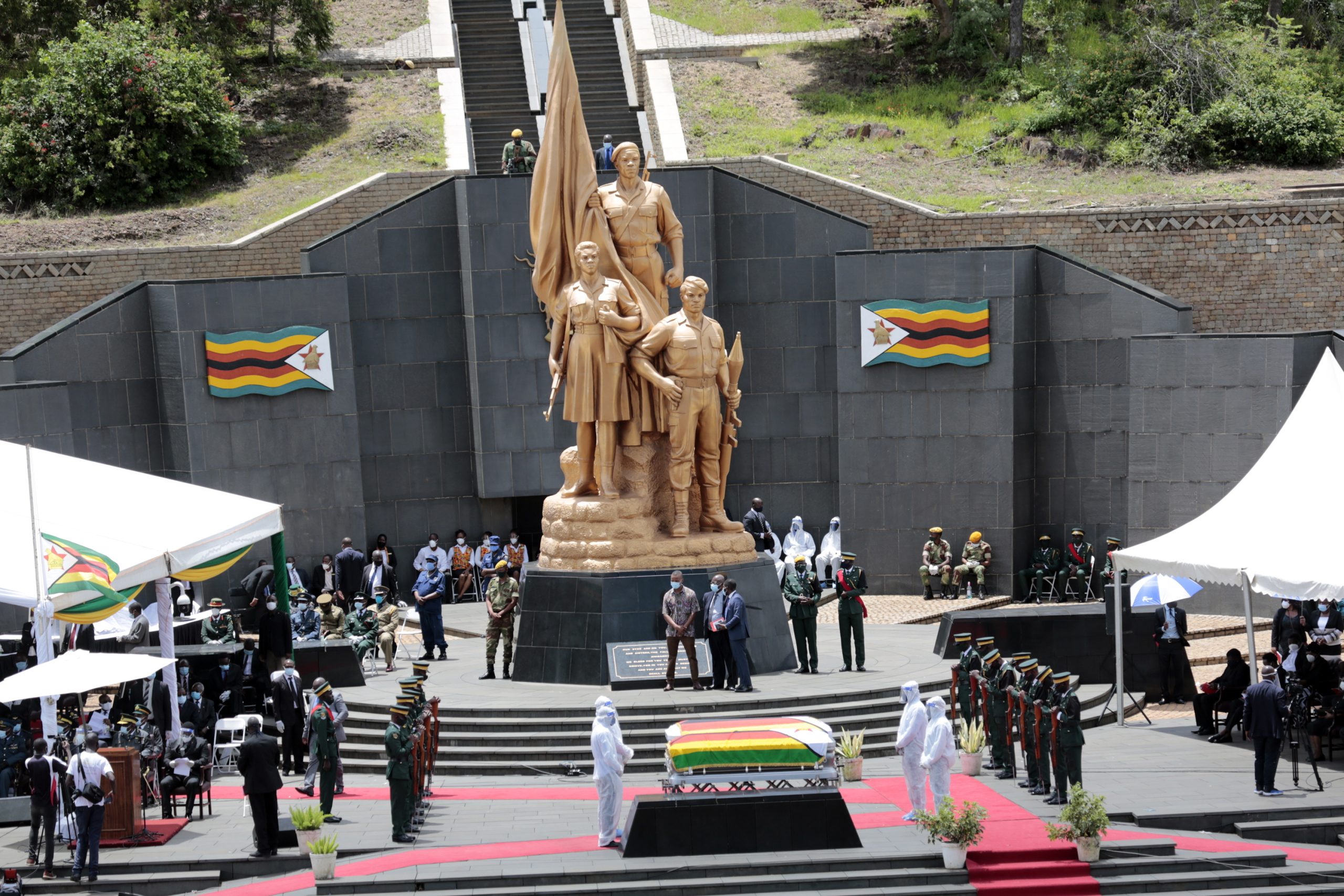Pandemia já matou quatro ministros no Zimbabué