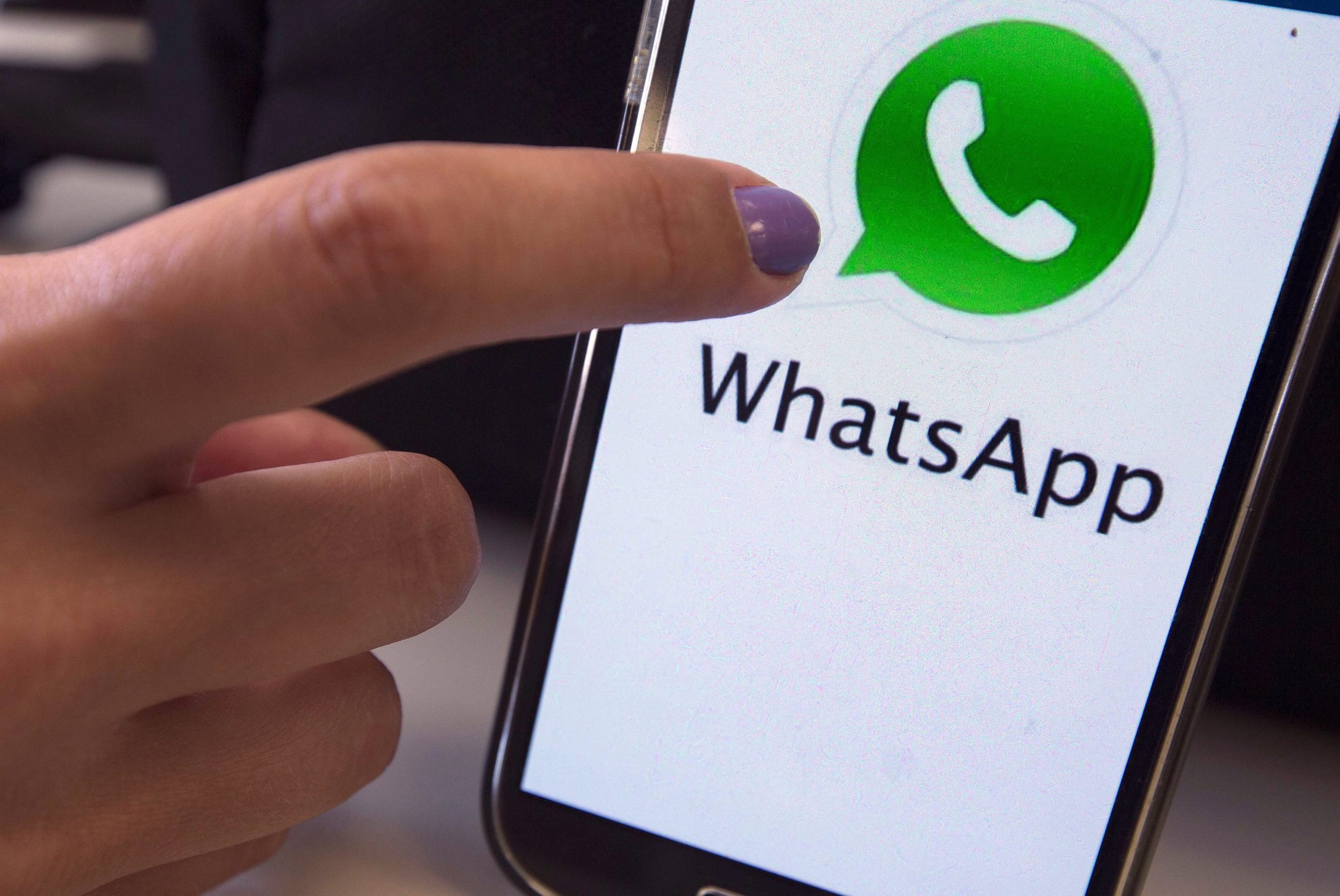 Centro Nacional de Cibersegurança está a acompanhar falha de segurança no WhatsApp
