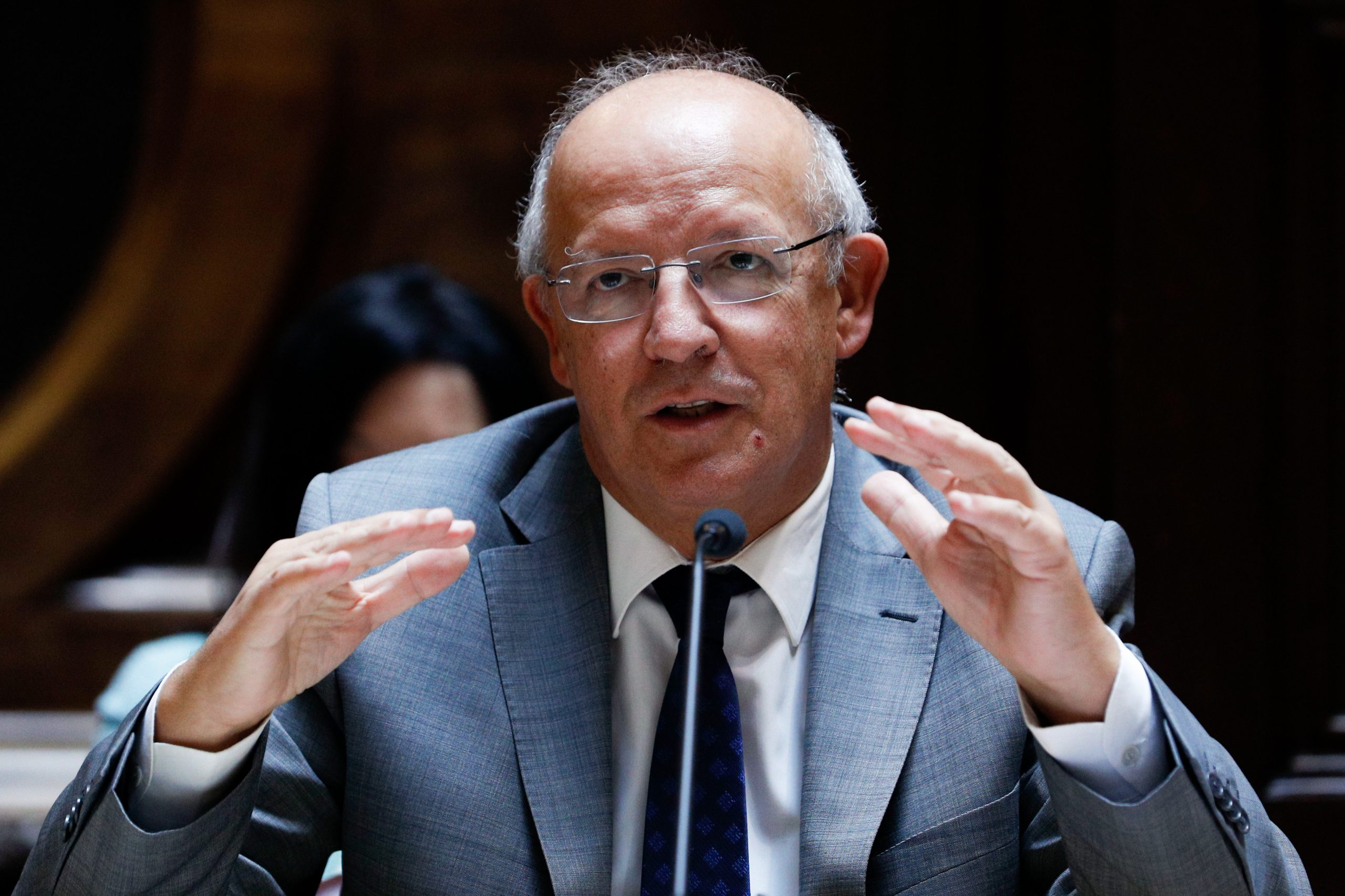 Brexit: Santos Silva garante que UE está preparada para reagir a “solavancos”