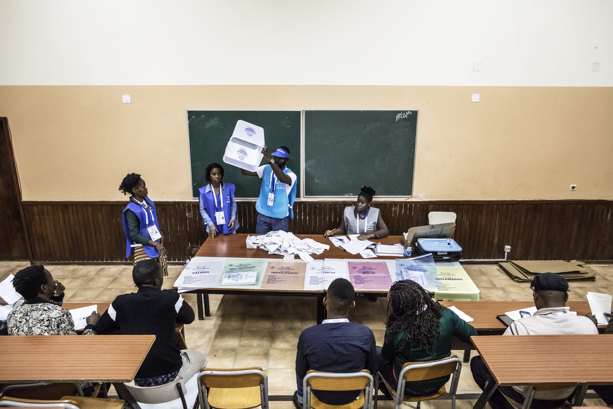 Angola. CASA-CE não rejeita impugnação das eleições