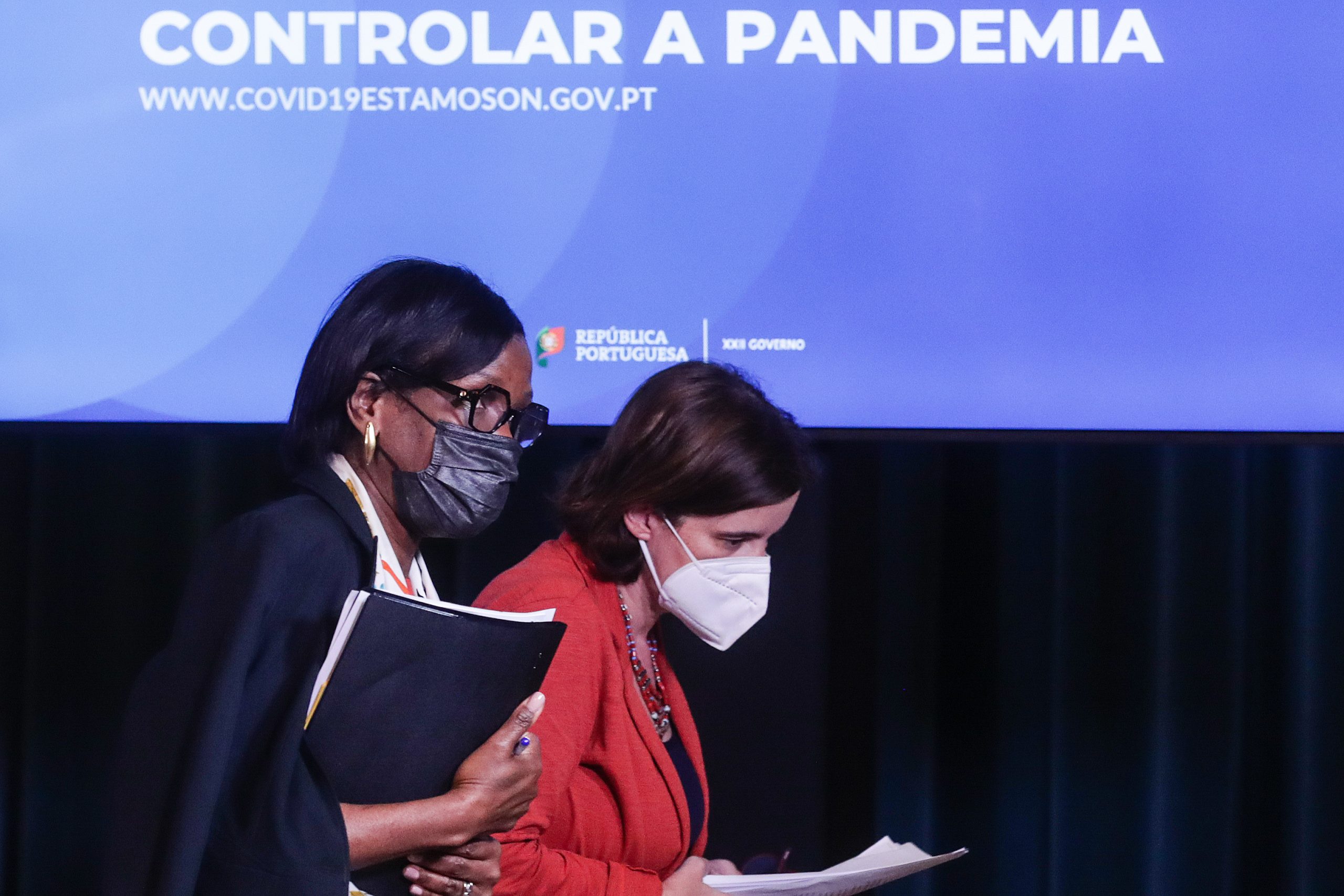 Legislativas: Governo recomenda horário para eleitores em isolamento