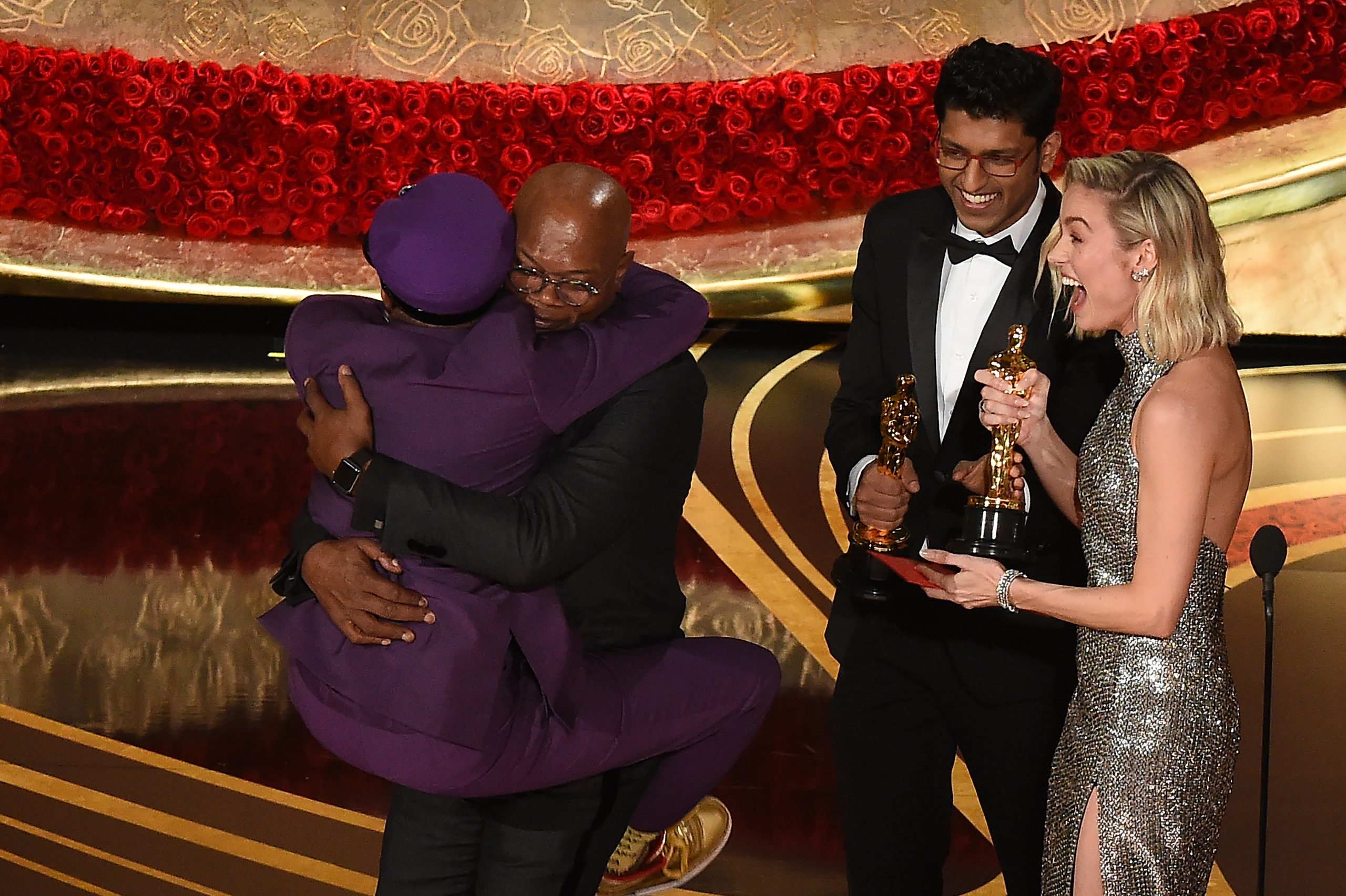 Dos coelhos de Melissa McCarthy ao abraço de Spike Lee a Samuel L. Jackson. As melhores fotos dos Óscares