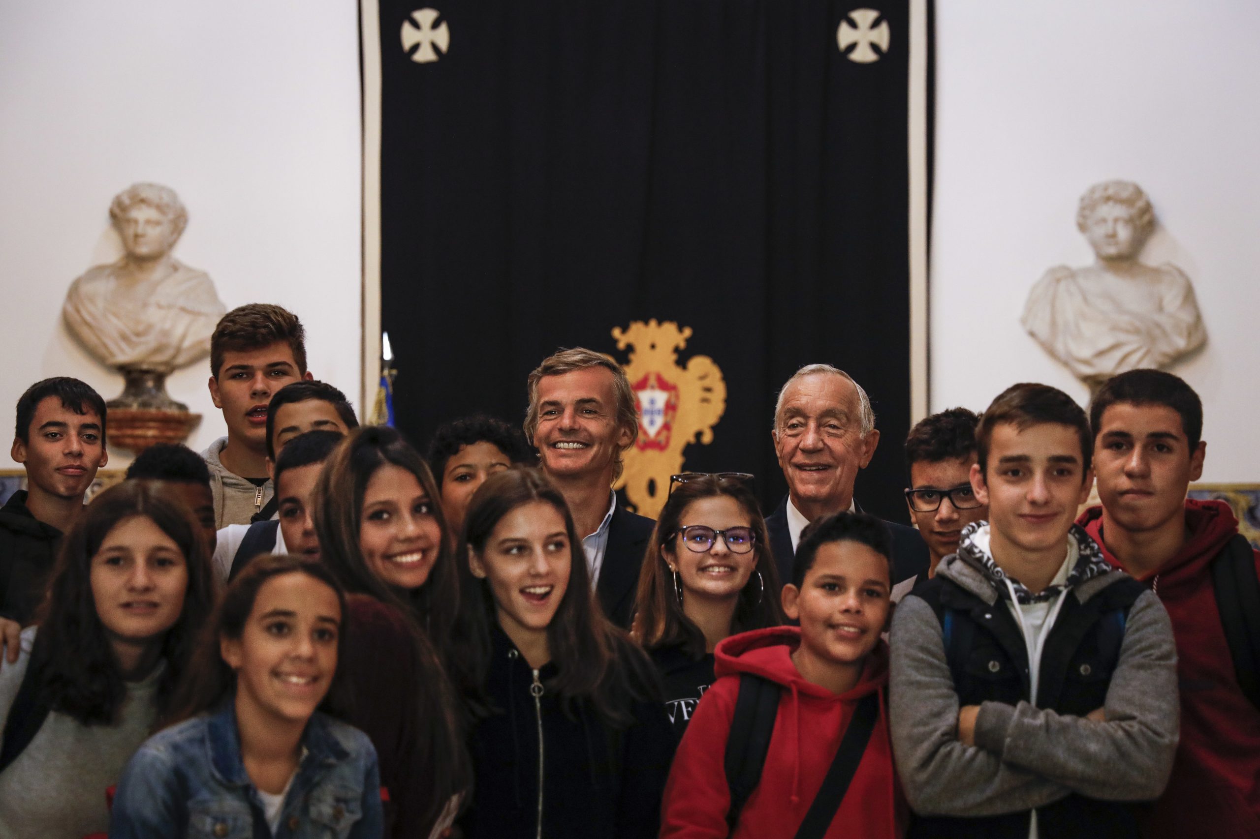 Presidente da República recebe alunos e “desportista excecional” João Rodrigues em Belém