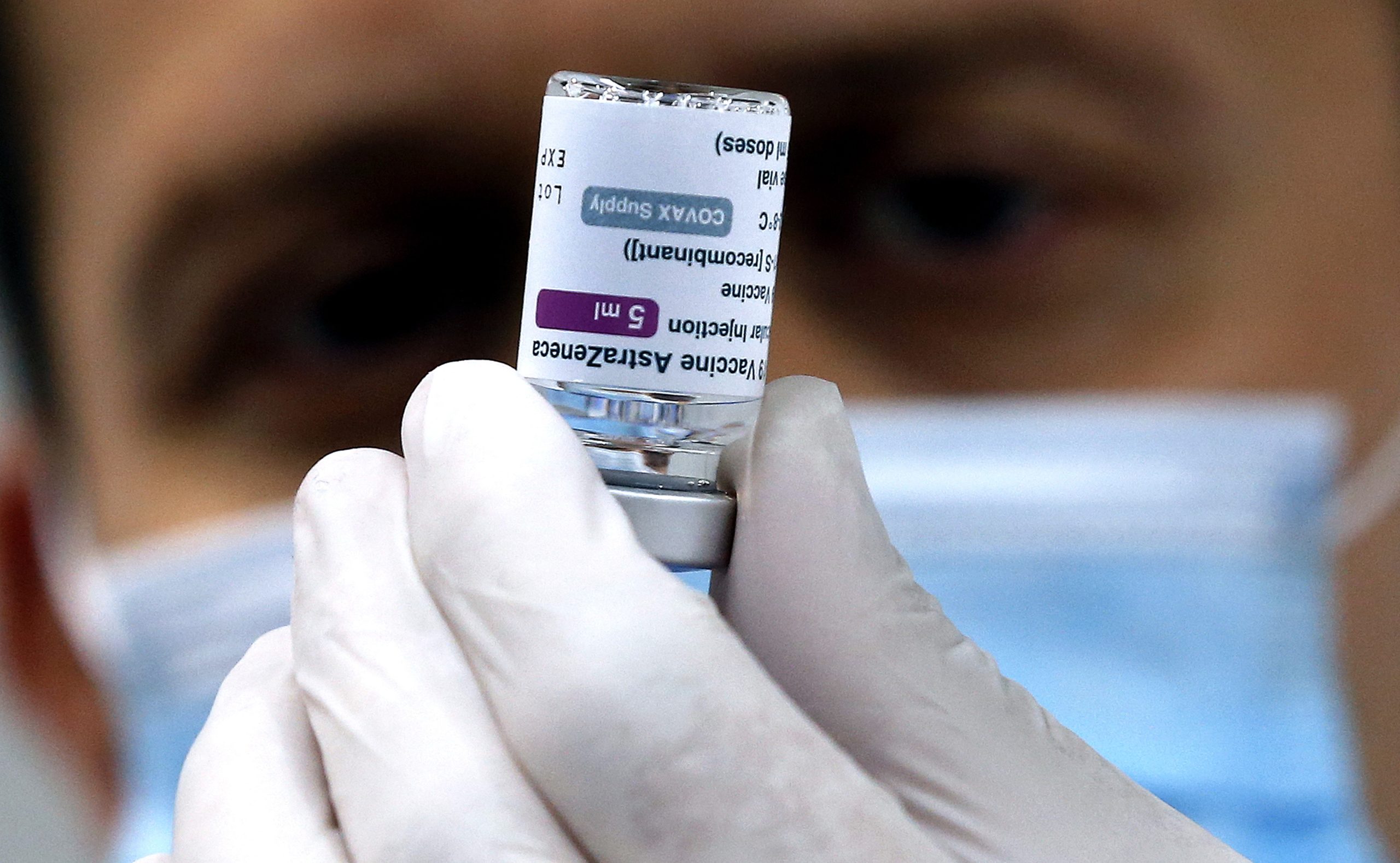 Covid-19: Pessoas abaixo dos 60 anos podem optar sobre segunda dose da AstraZeneca