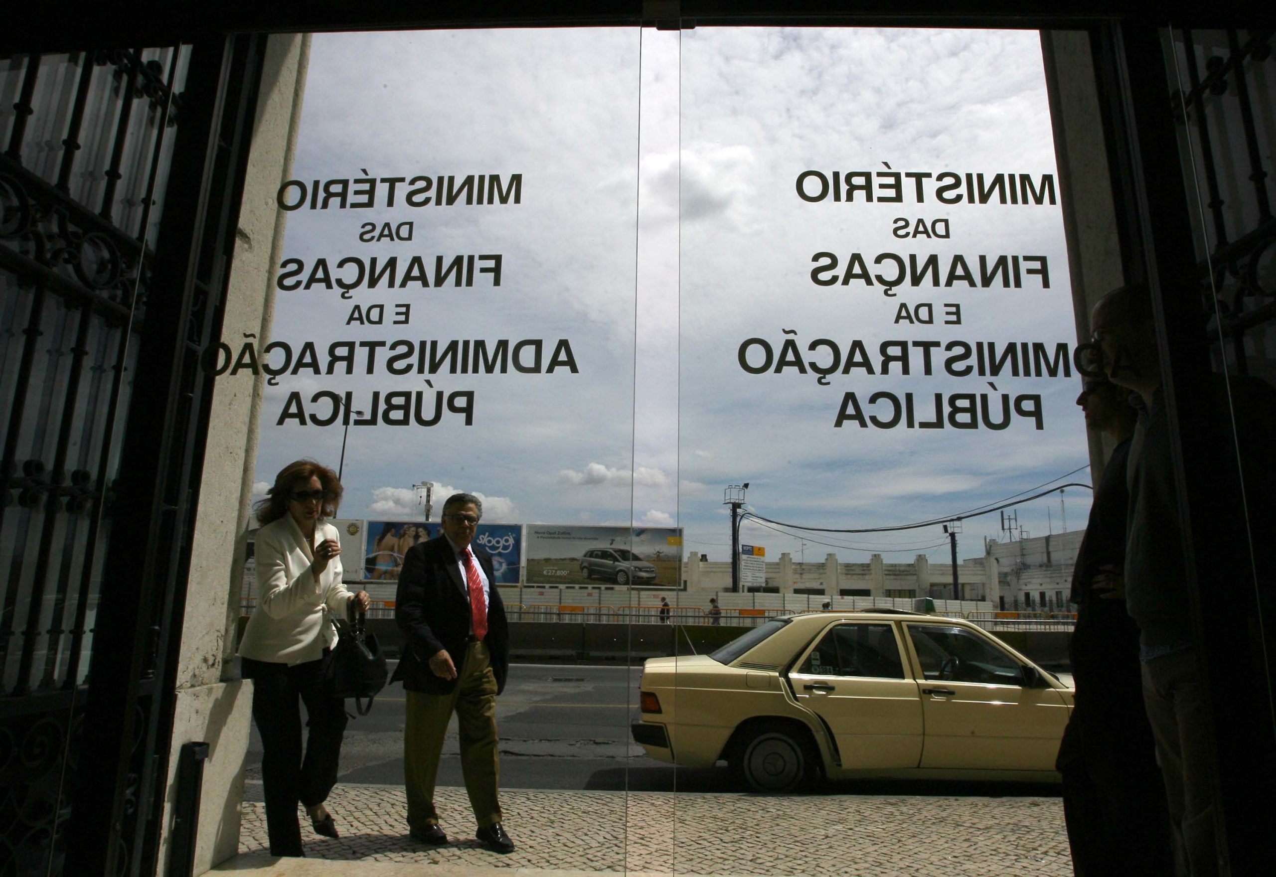 Finanças dão tolerância até 3 de agosto para entrega de declaração de IRC