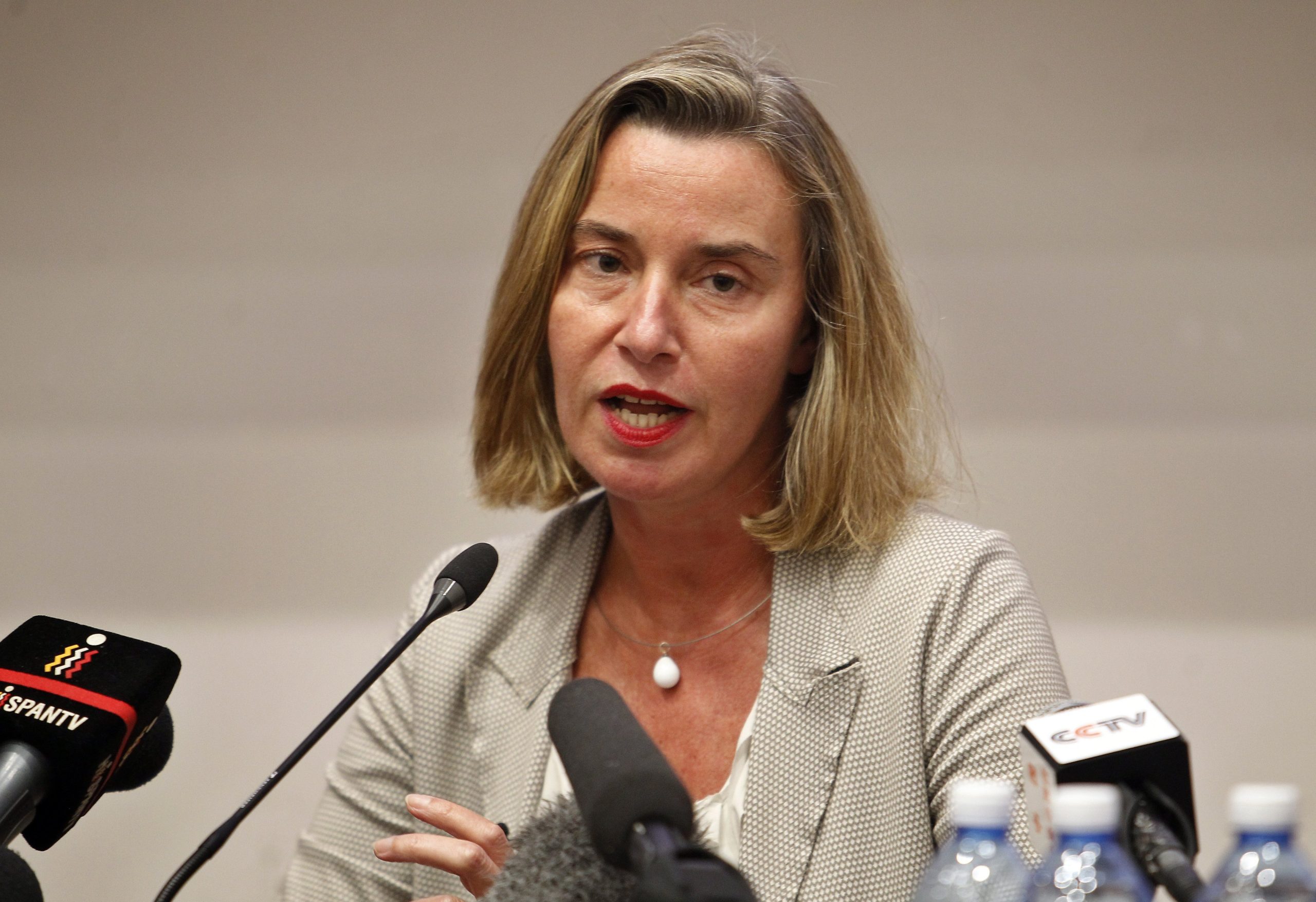 Acordo nuclear com o Irão “funciona”, diz chefe da diplomacia europeia