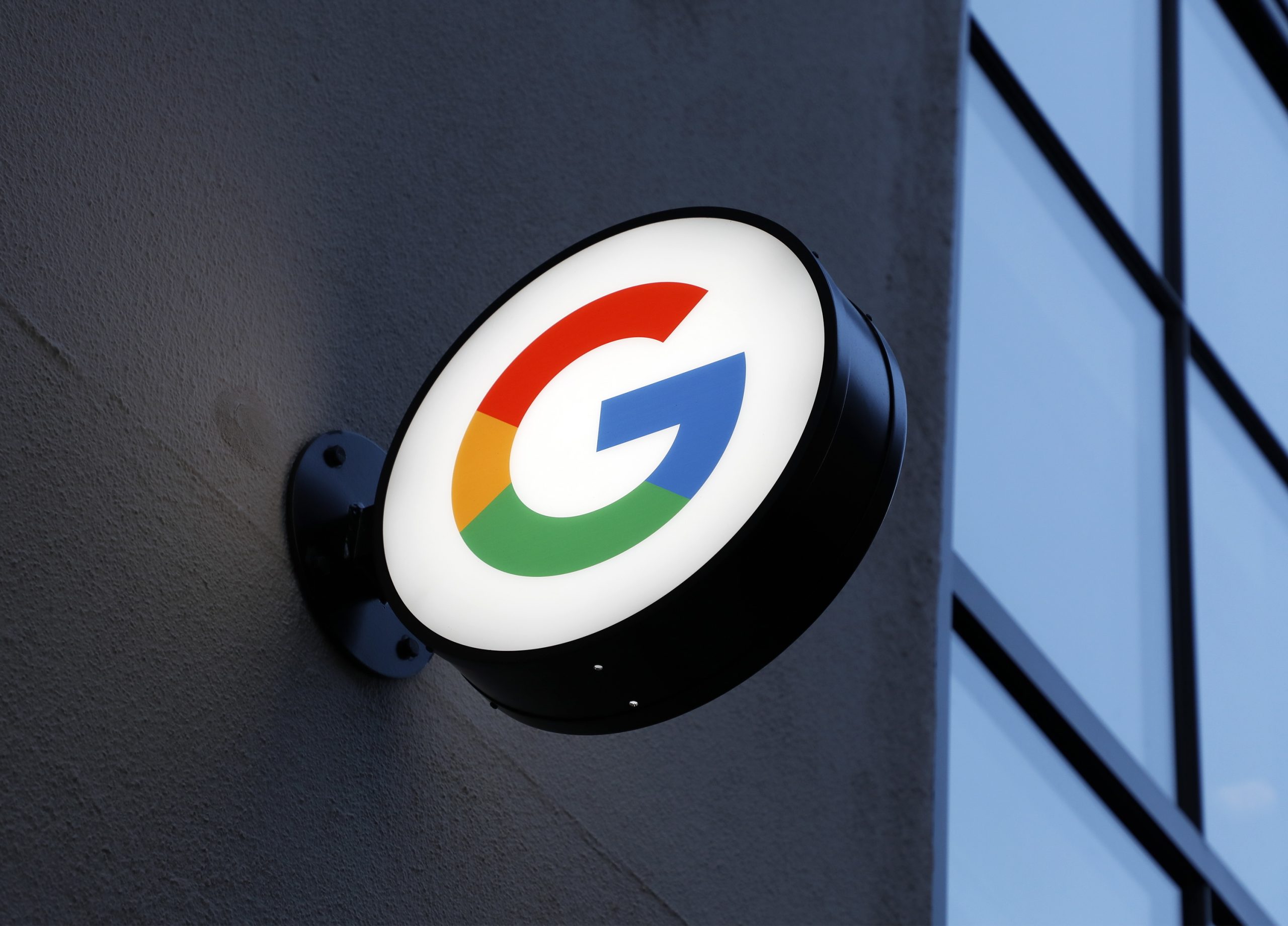 Google avança com 1,7 milhões de euros para investigação em Inteligência Artificial em Portugal