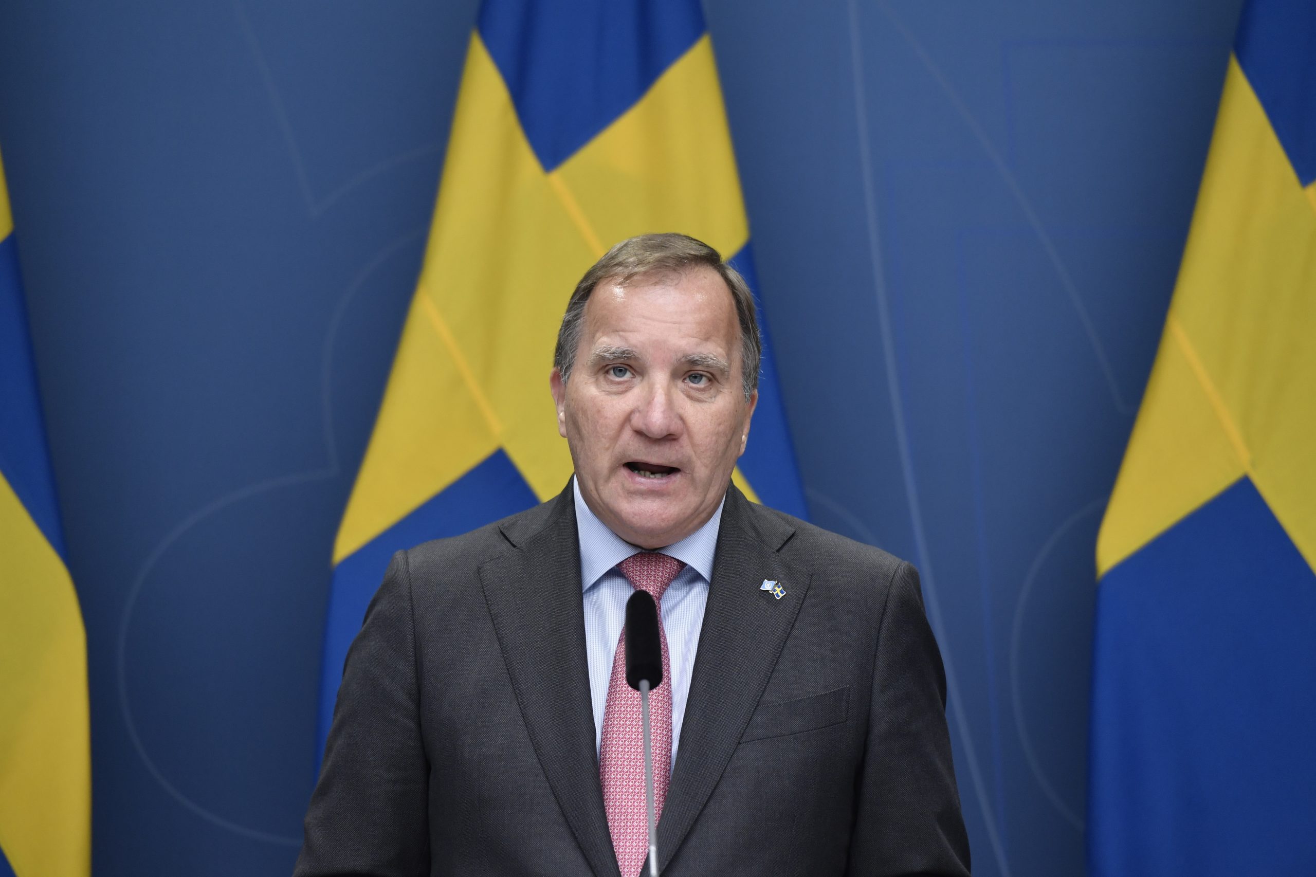 Primeiro-ministro sueco demite-se e pede ao Parlamento para formar novo Governo