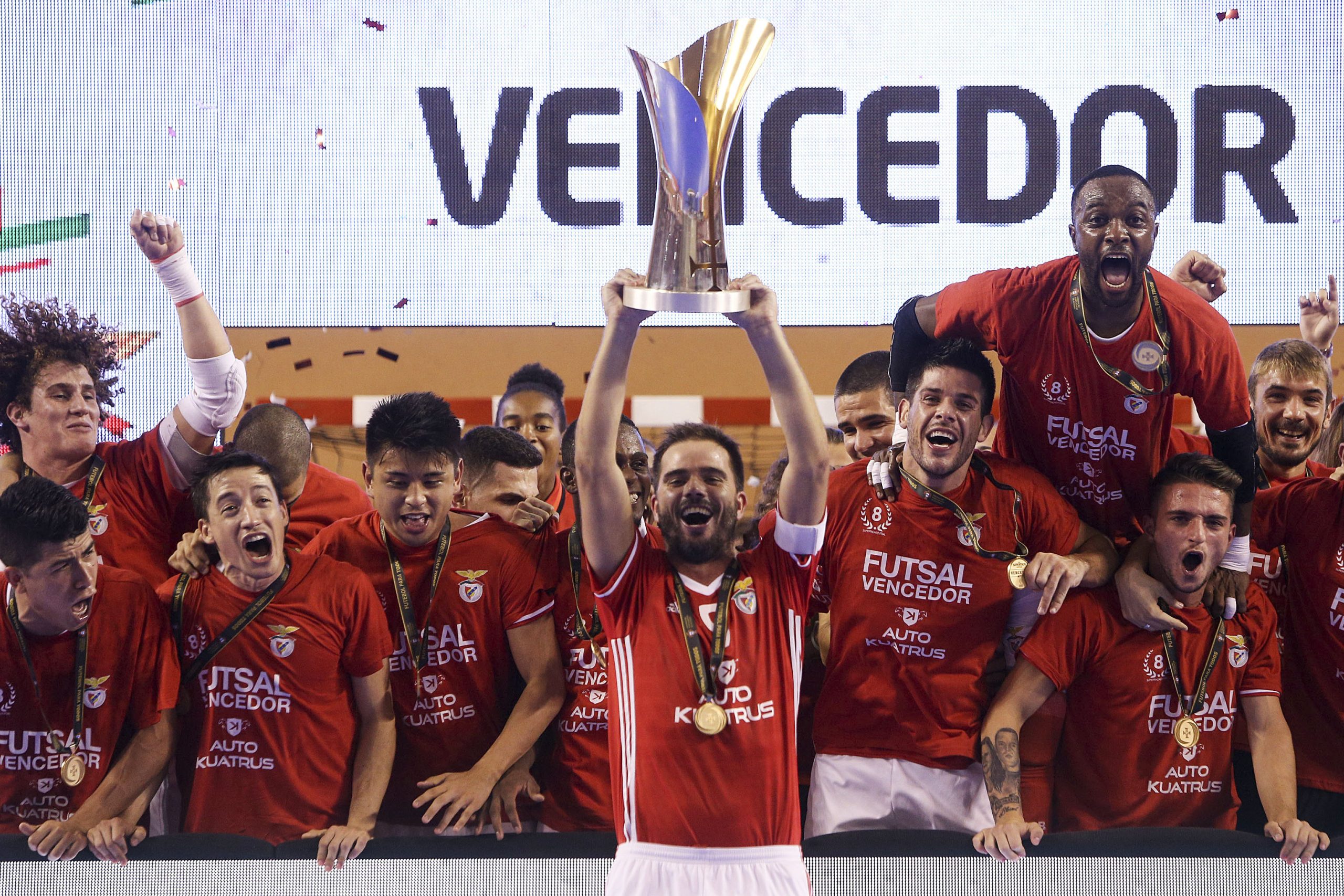 Benfica vence Sporting e conquista Supertaça de futsal