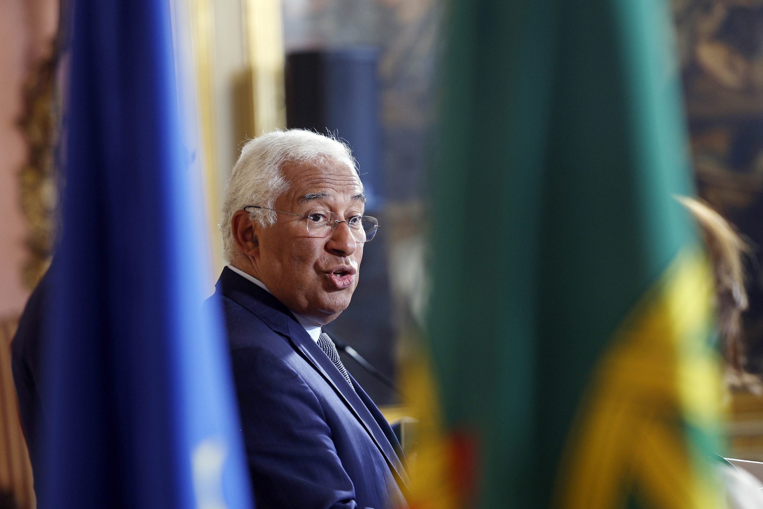 Balança comercial negativa e a agravar-se face à Coreia do Sul. Visita de Costa começa terça-feira