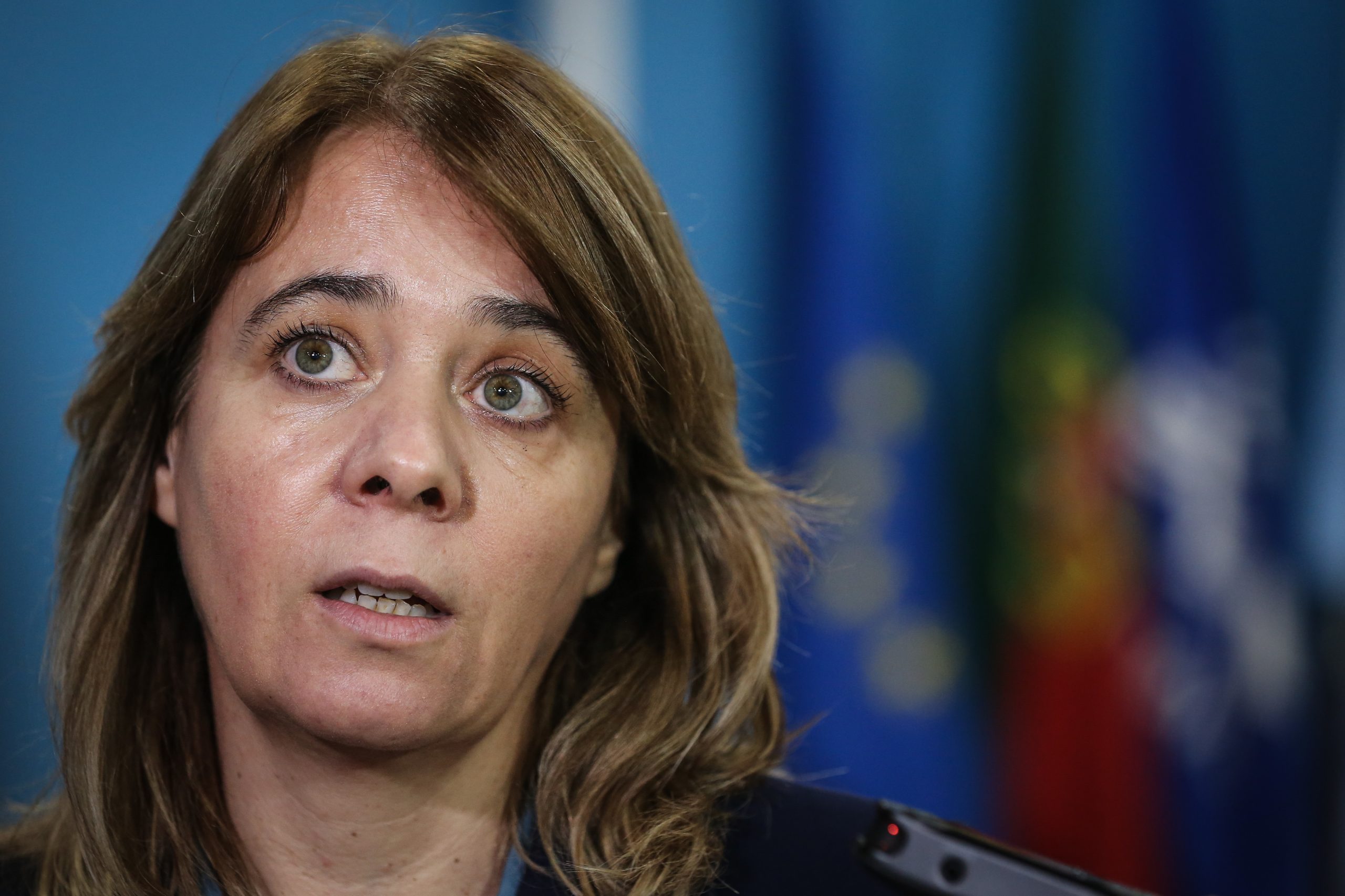 Plenário rejeita levantamento de imunidade de Catarina Martins. Chega faz protesto “ofensivo e inaceitável”