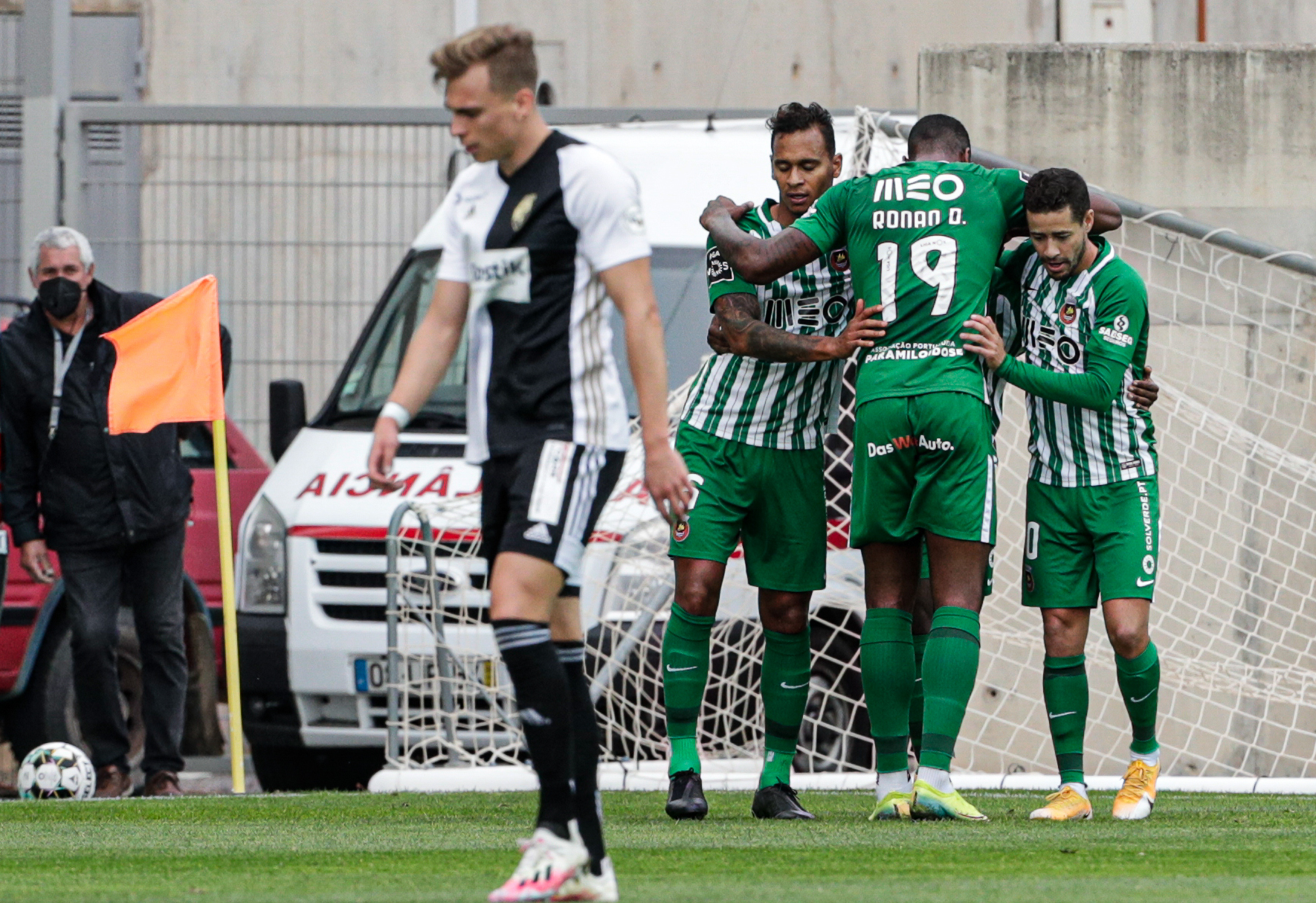 Rio Ave consegue primeira vitória na Liga na visita ao Farense