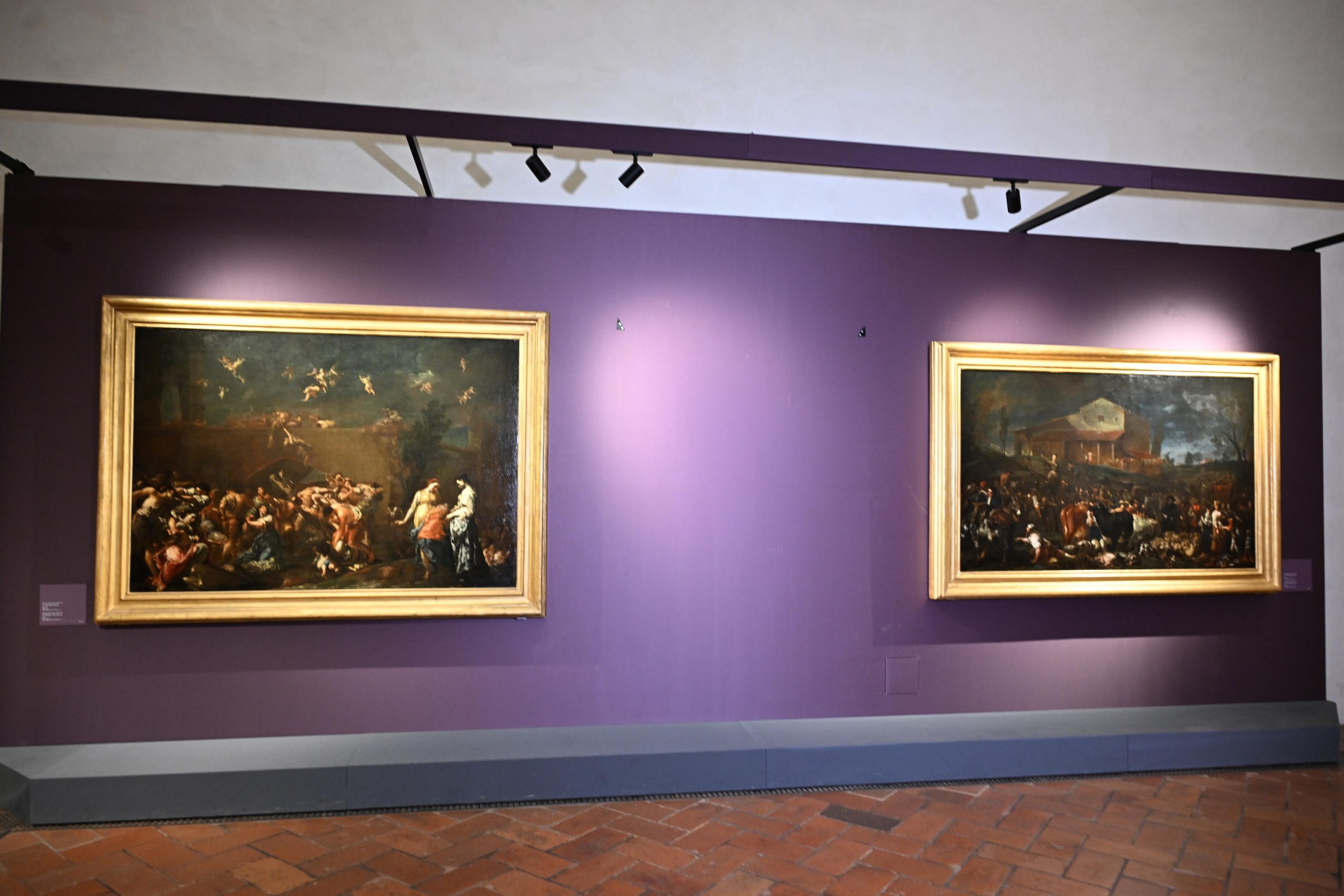 Queria tirar selfie, acabou a rasgar quadro das Galerias Uffizi em Florença