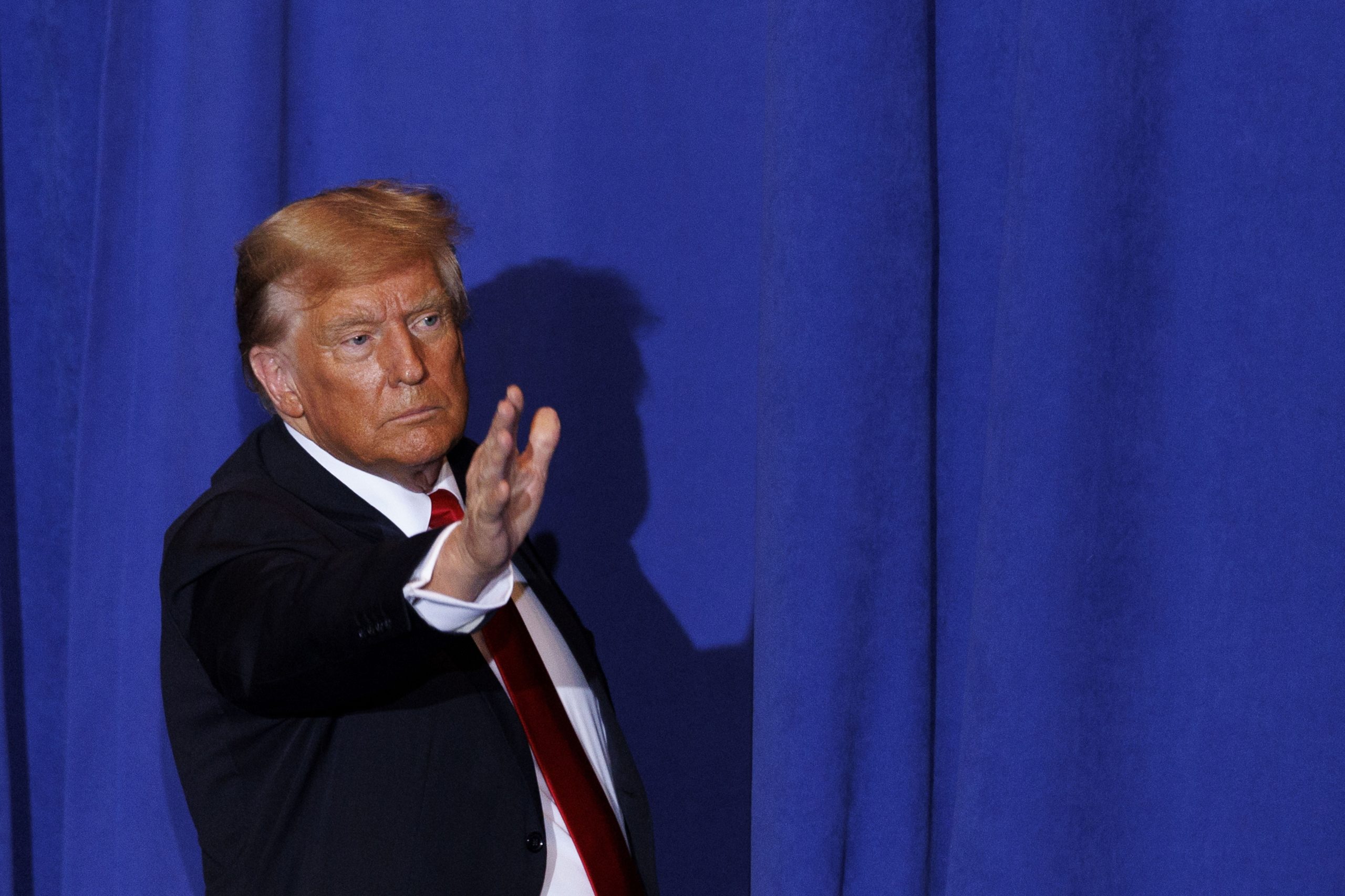 Eleições nos EUA: Estado do Maine adia decisão de vetar Trump das primárias