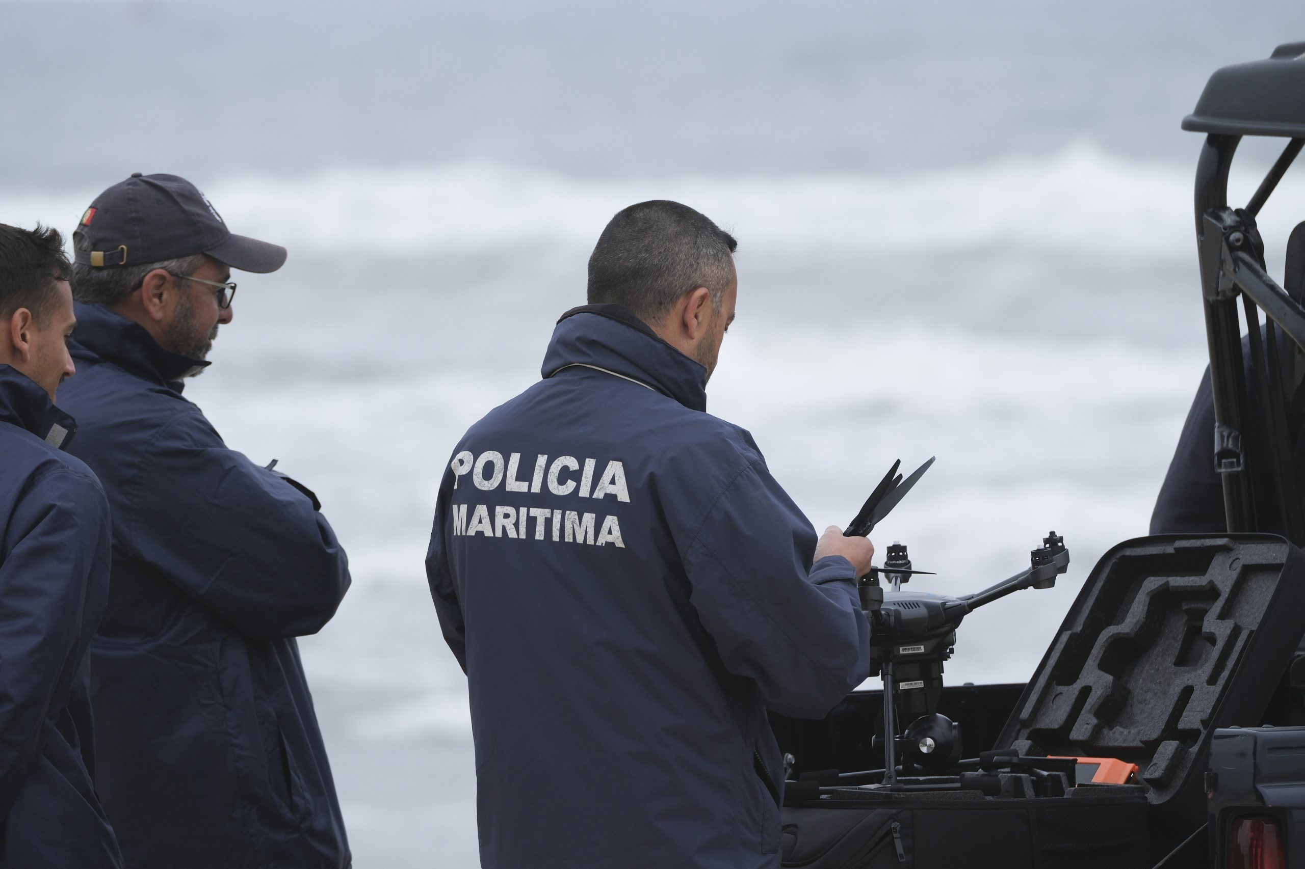 Apreendidas duas lanchas rápidas a sul de Portugal por suspeita de tráfico de droga