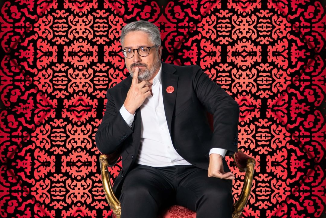“Não somos super-homens”. Nuno Markl atualiza o seu estado de saúde com uma fotografia no hospital