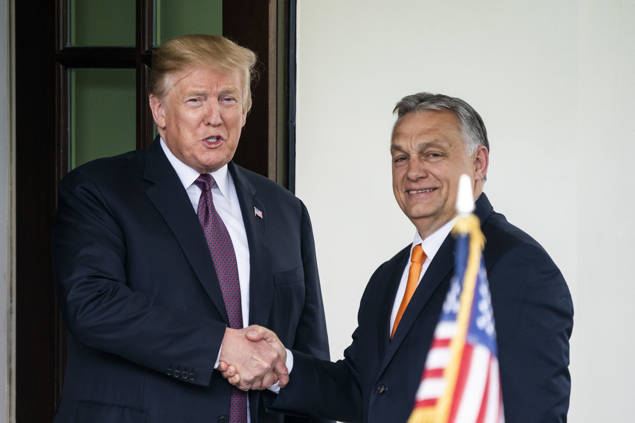 Primeiro-ministro da Hungria apoia Donald Trump e deseja a reeleição do “amigo” à Casa Branca