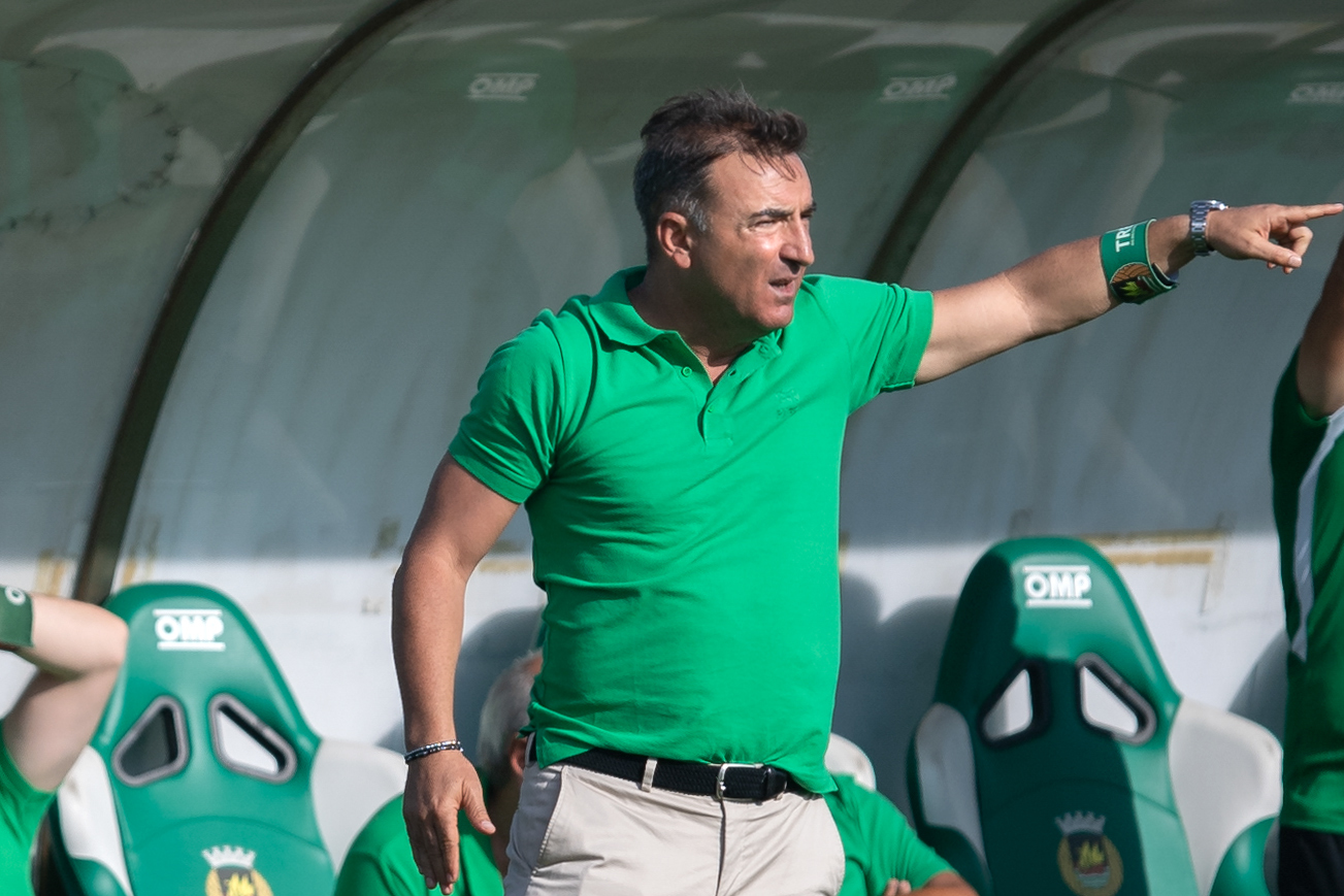 Carvalhal quer corrigir frente ao Belenenses SAD “a gula” mostrada frente ao Tondela