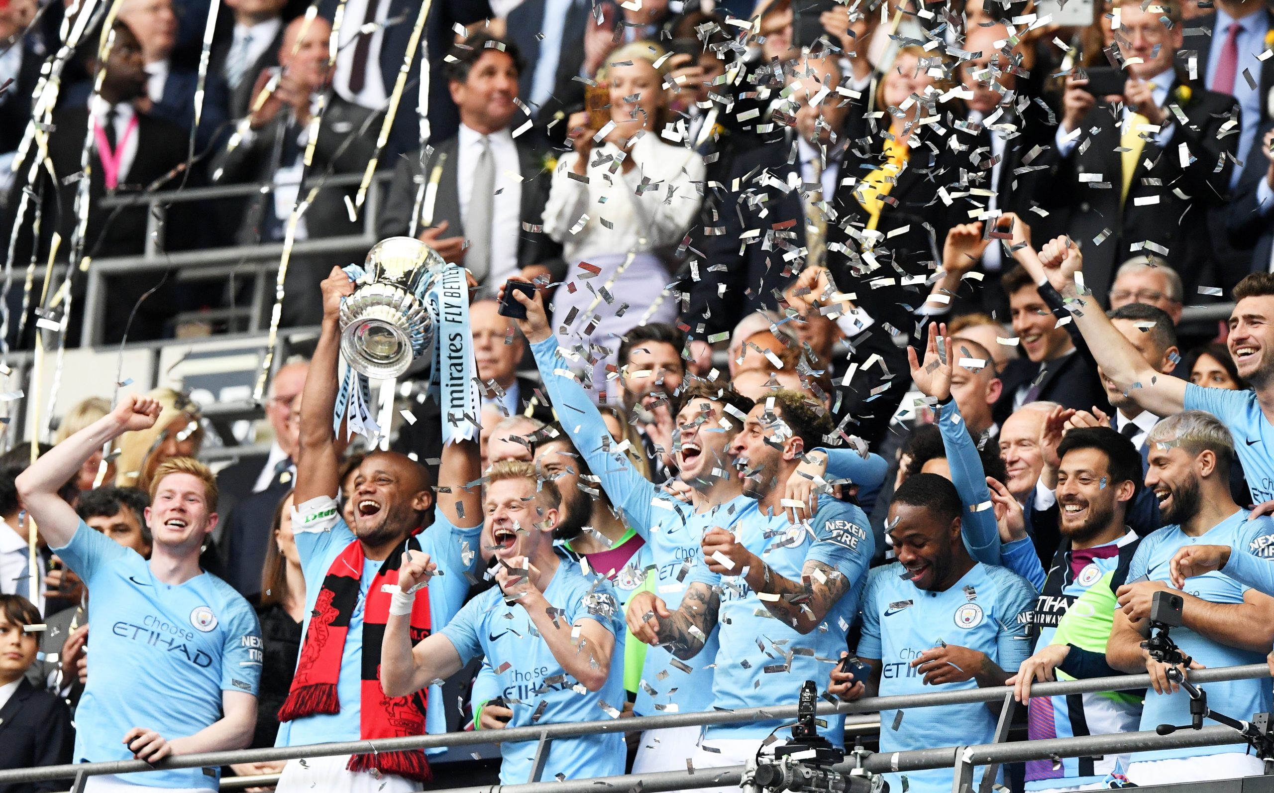 Manchester City conquista Taça e faz história em Inglaterra