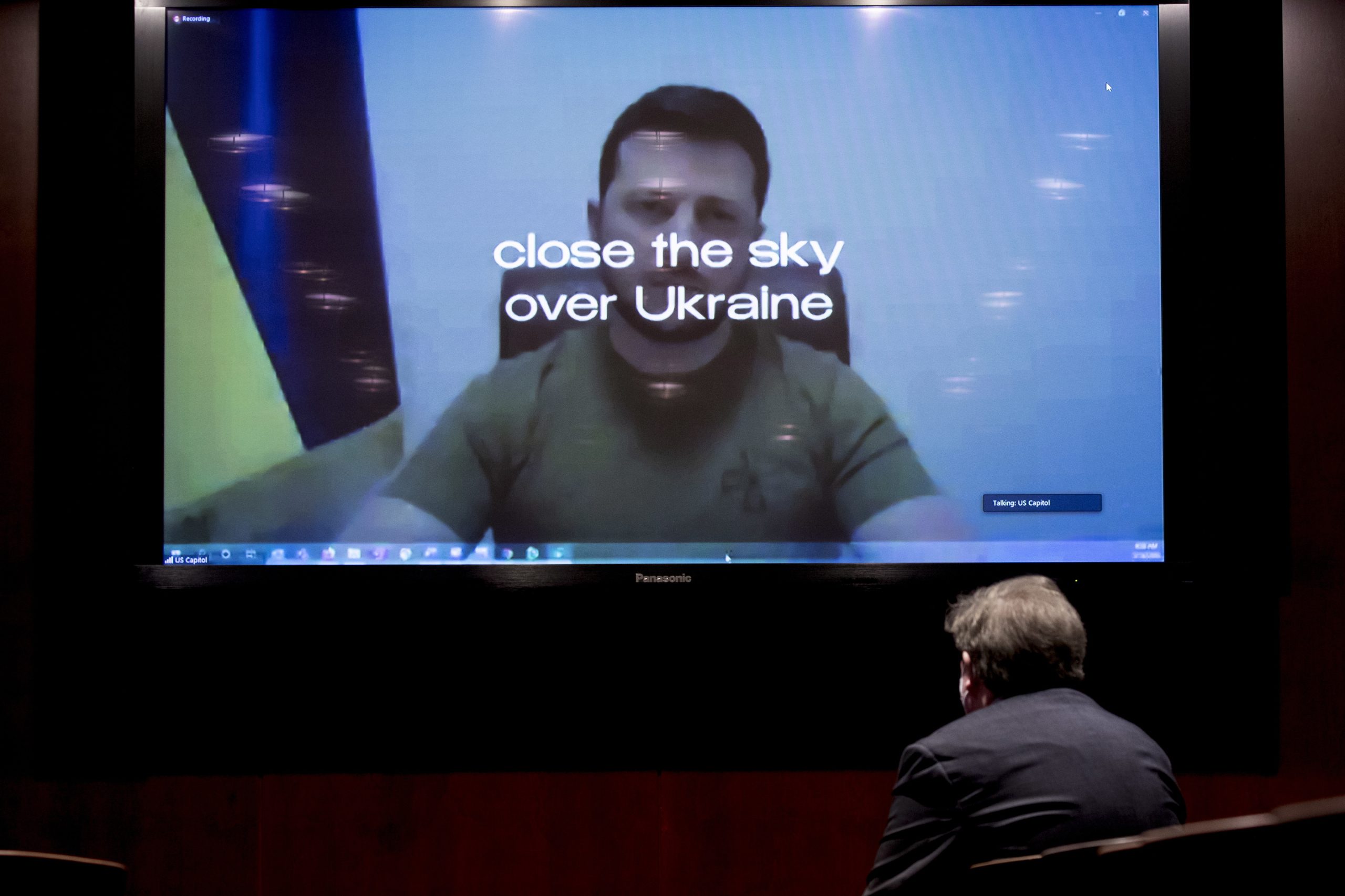 Zelensky alerta novamente que invasão à Ucrânia é a porta de entrada da Rússia na Europa