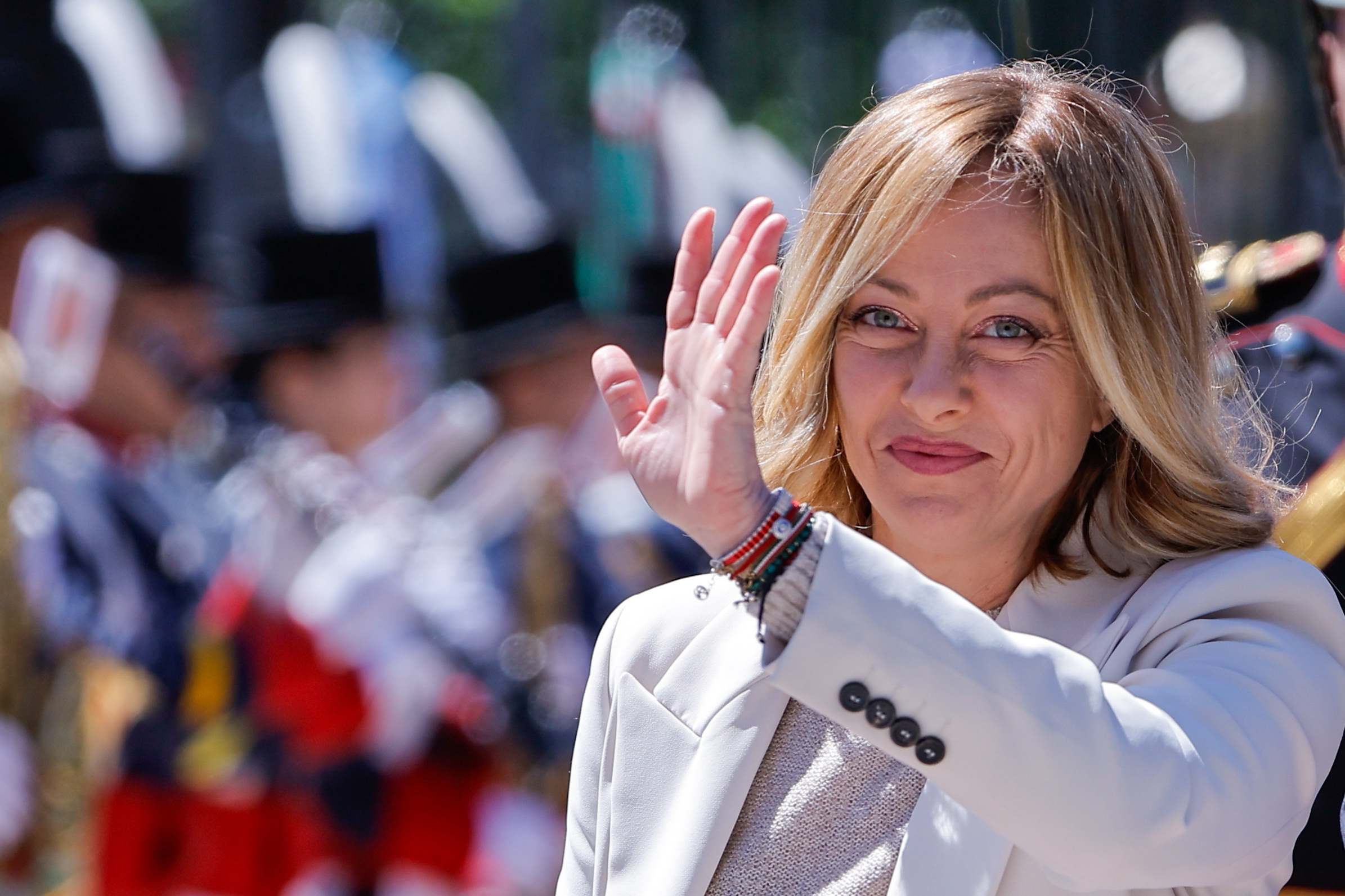 Giorgia Meloni visitou o Papa Francisco e diz que o encontrou “alerta e recetivo”