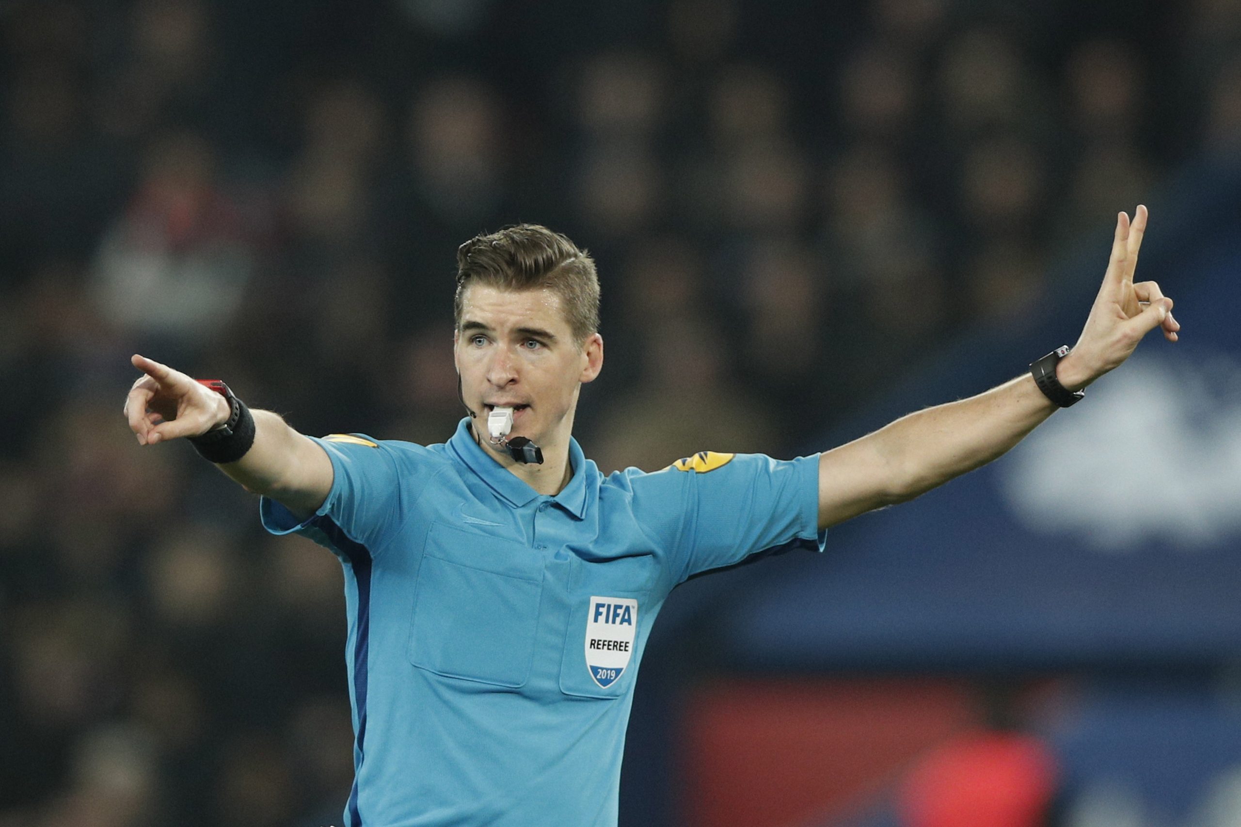 Francês François Letexier vai dirigir jogo entre Sporting e Midtjylland