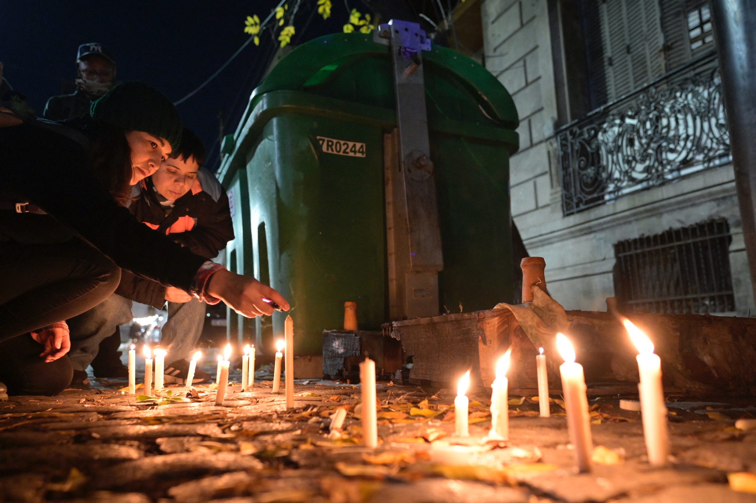 Três mulheres lésbicas mortas na Argentina devido a um ataque com um cocktail molotov