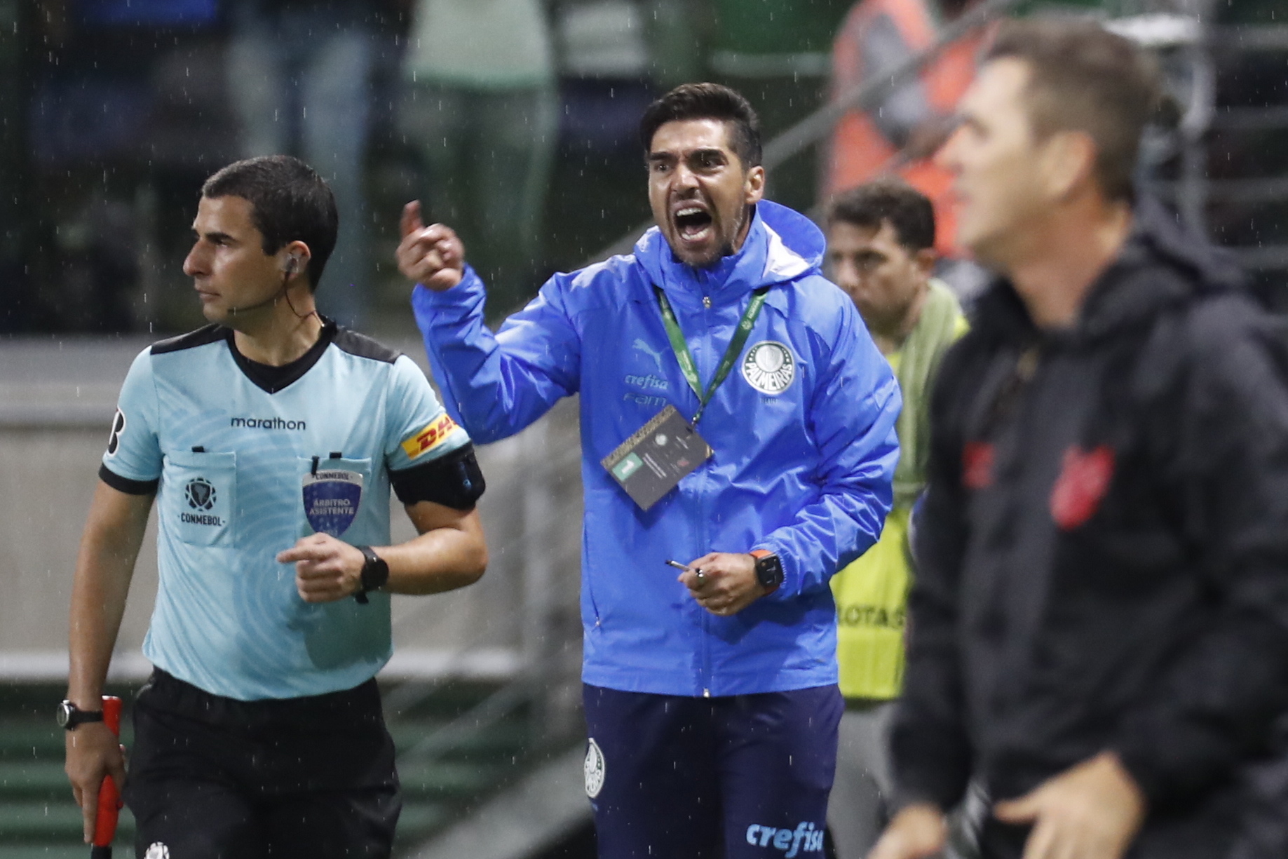 Abel Ferreira e Palmeiras podem ‘comemorar’ título no Brasil a cinco jornadas do fim
