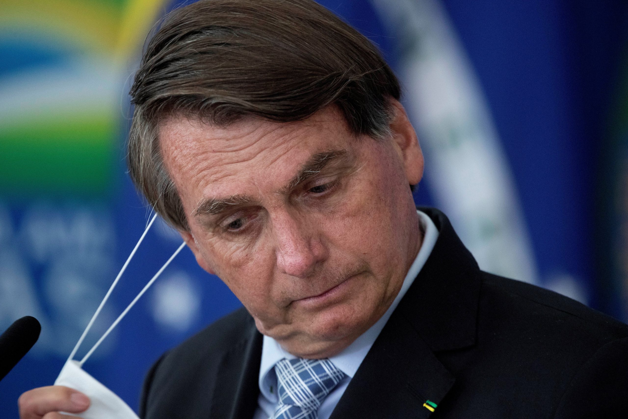 E vão quatro. Bolsonaro volta a mudar de ministro da Saúde e escolhe cardiologista