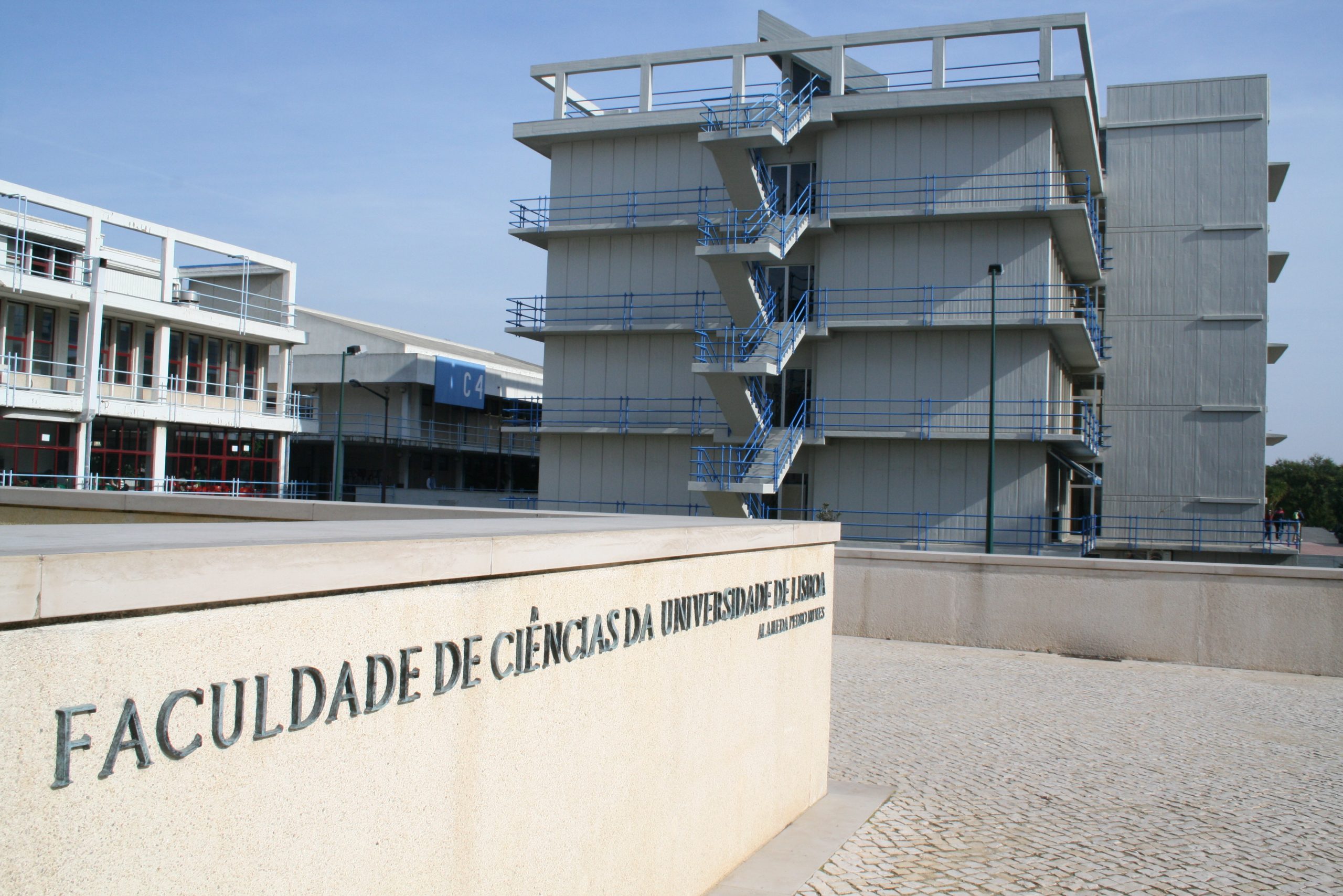 Faculdade de Ciências da Universidade de Lisboa mantém normal funcionamento esta sexta-feira