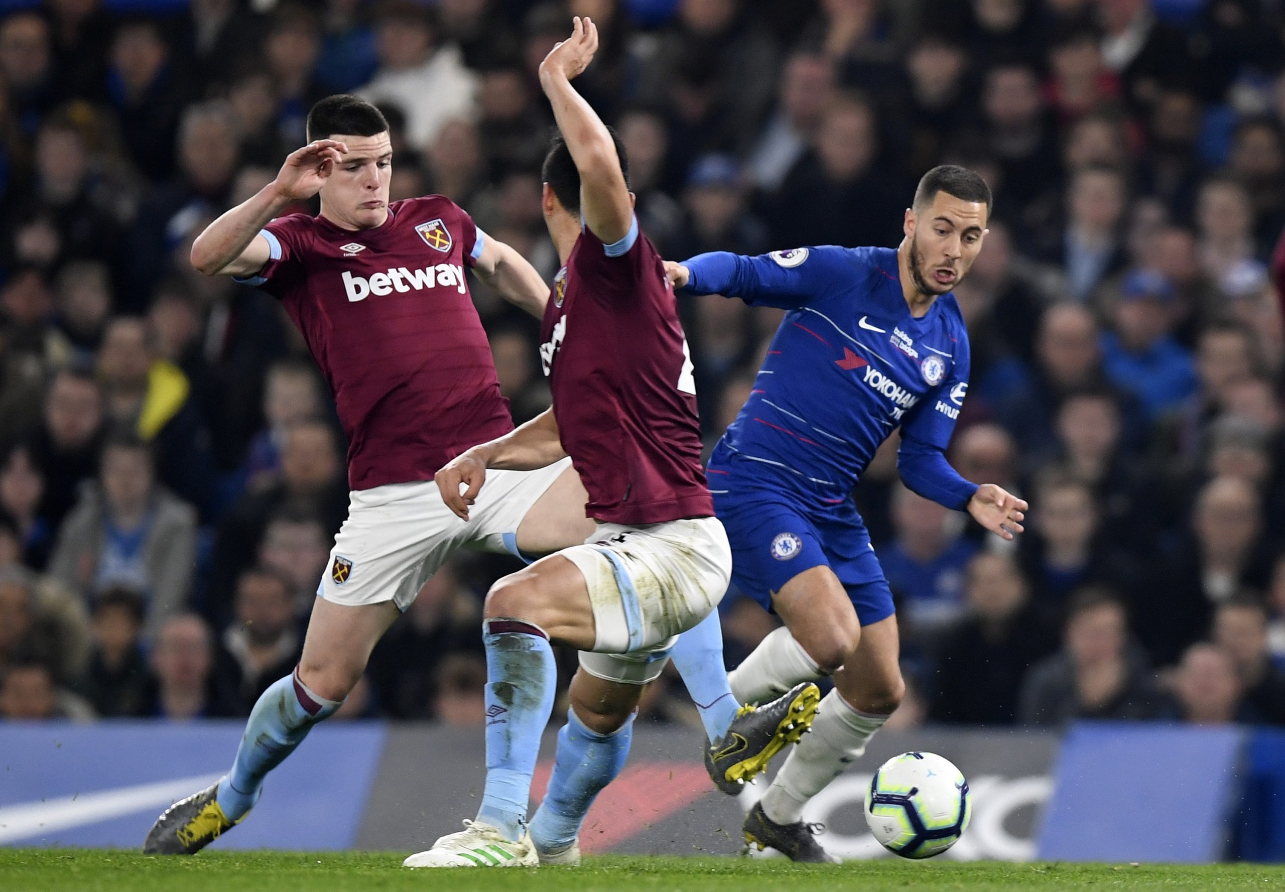 Premier League: Chelsea ganha dérbi ao West Ham e volta a ser terceiro