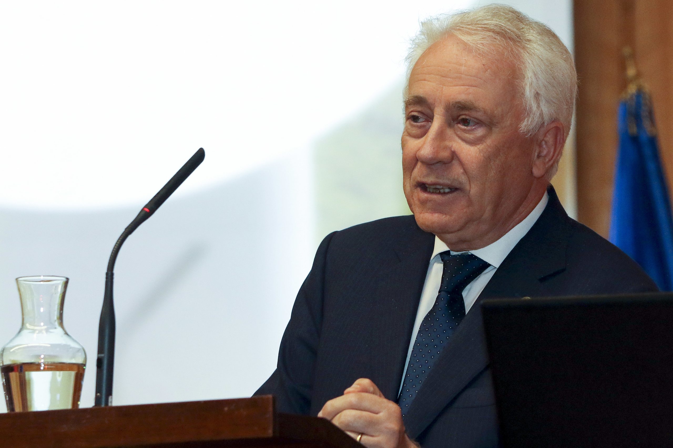 Governador do Banco de Portugal diz que emissão de dívida em moeda chinesa foi “um sucesso”