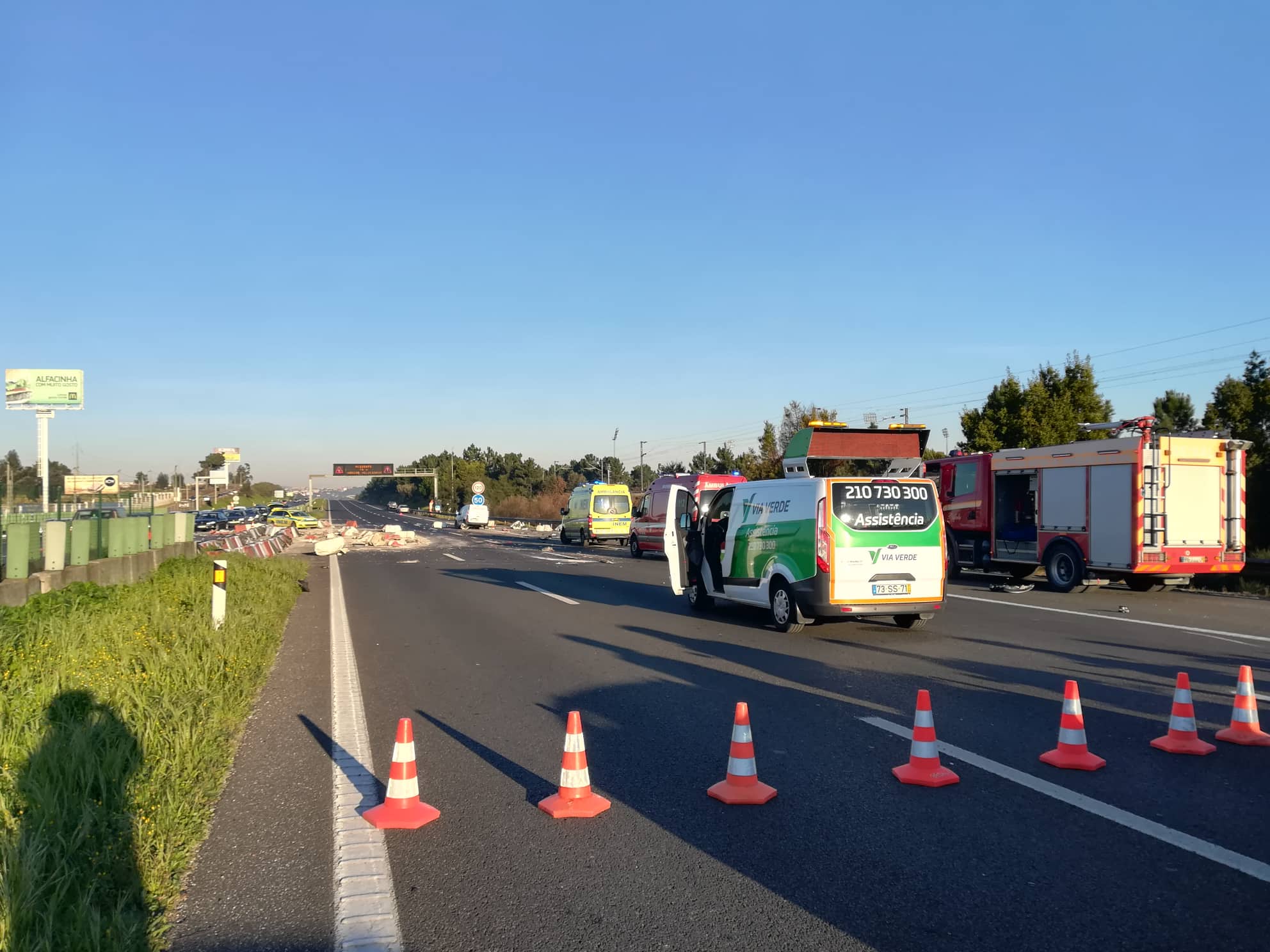 Atrenção: trânsito na A2 e IC20 cortados na noite de segunda-feira e madrugada de terça-feira
