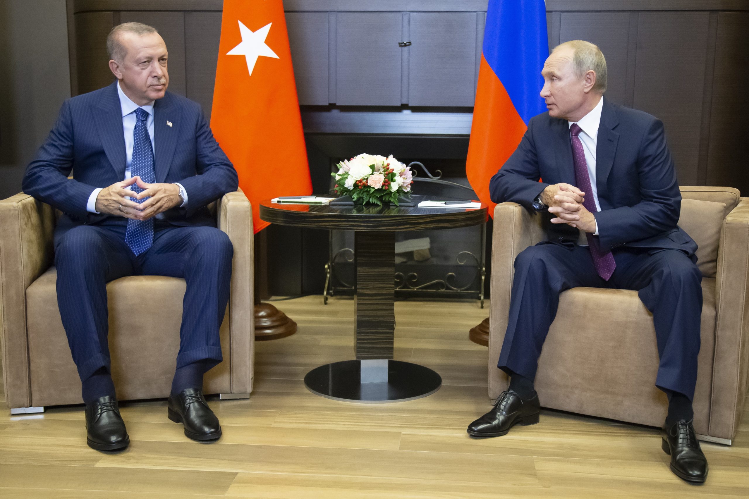Putin e Erdogan concordam na criação de uma zona desmilitarizada na Síria