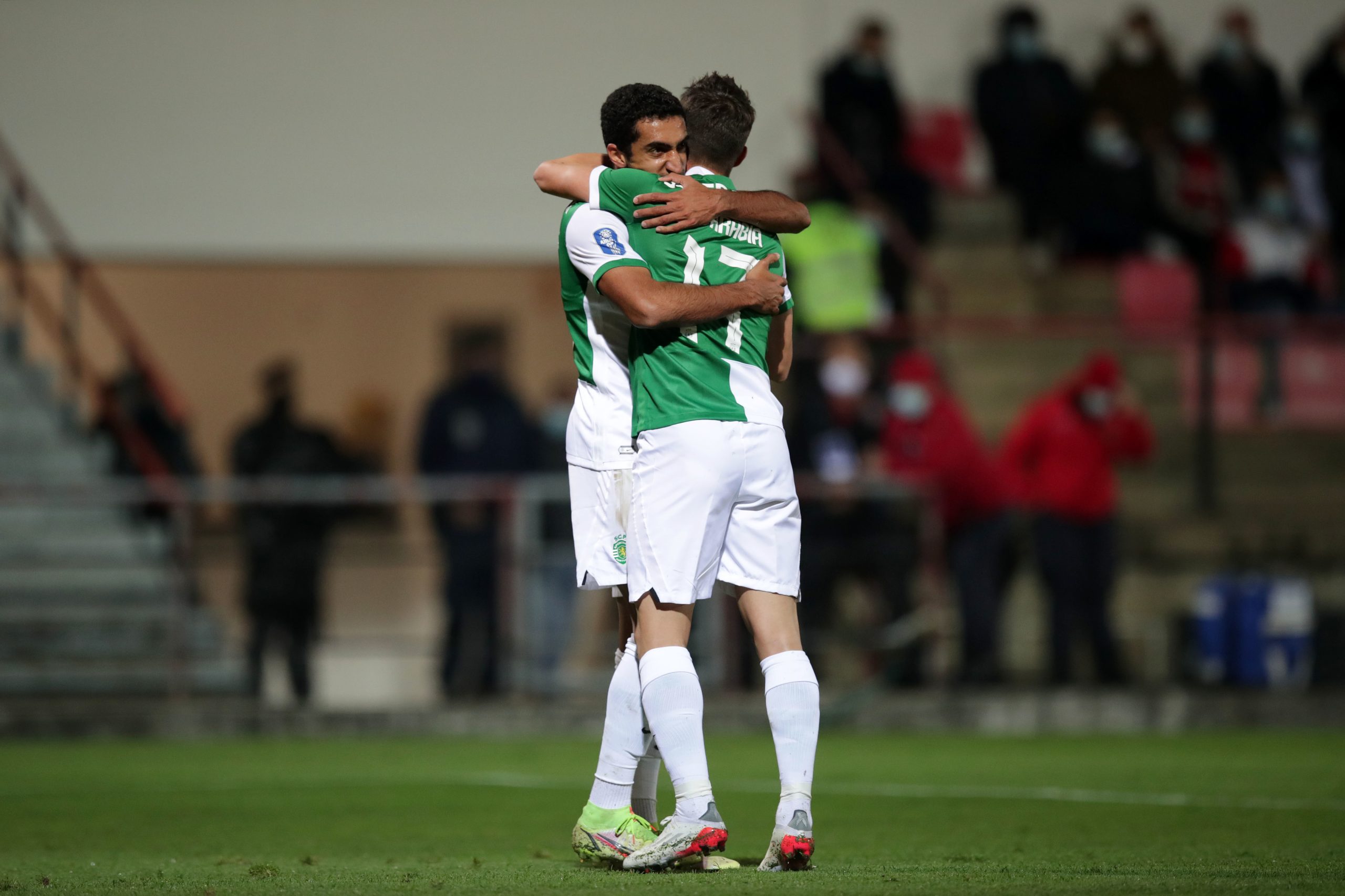Sporting vence em Penafiel e apura-se para meias-finais da Taça da Liga