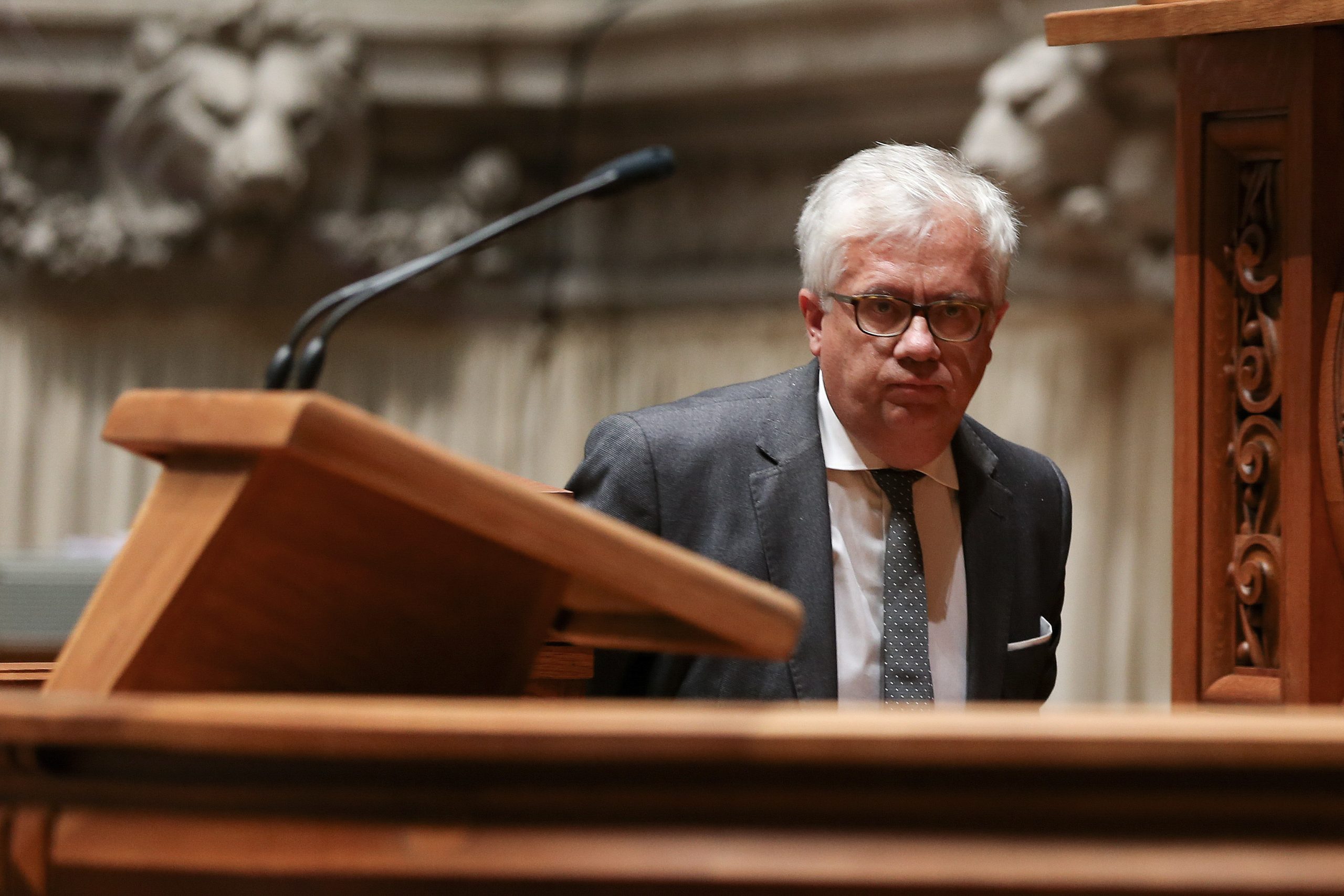Pedrógão Grande: Ministro realça papel único dos bombeiros e consenso em torno de comissão independente