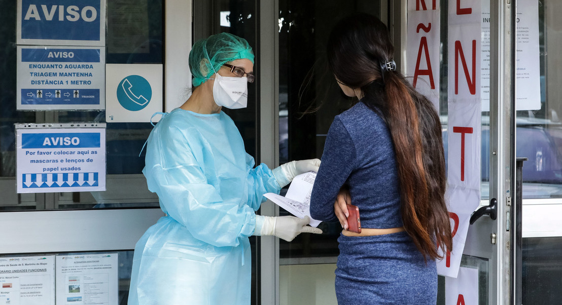 Covid-19: Trabalhadores de lares e IPSS denunciam pressões e “sacrifício insano”