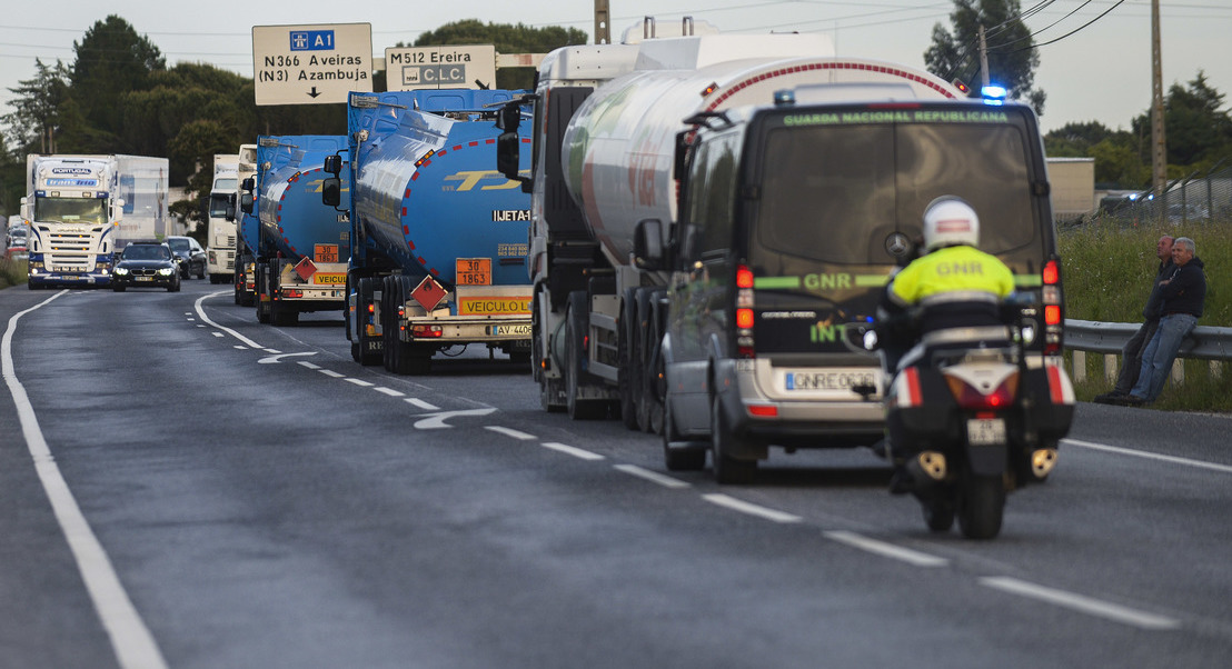 Motoristas. Inspetores do trabalho queixam-se de escassa formação em matéria de transportes