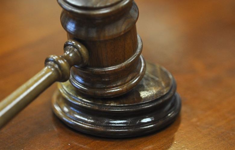 Leitura de sentença de homem acusado de tentar matar ex-namorada em Tábua foi adiada