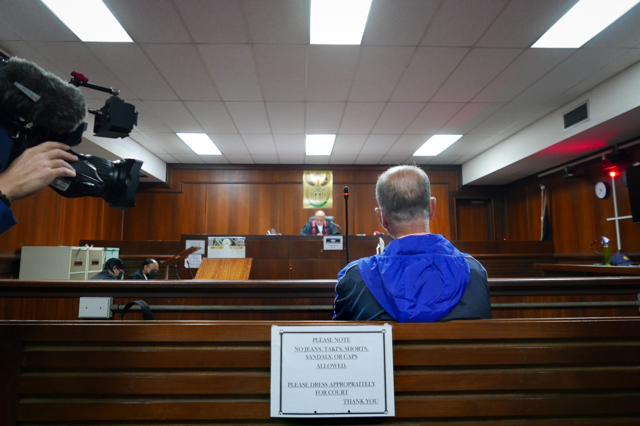 João Rendeiro: “Ele está bem”. Defesa do ex-banqueiro vai buscar o processo de extradição esta terça-feira