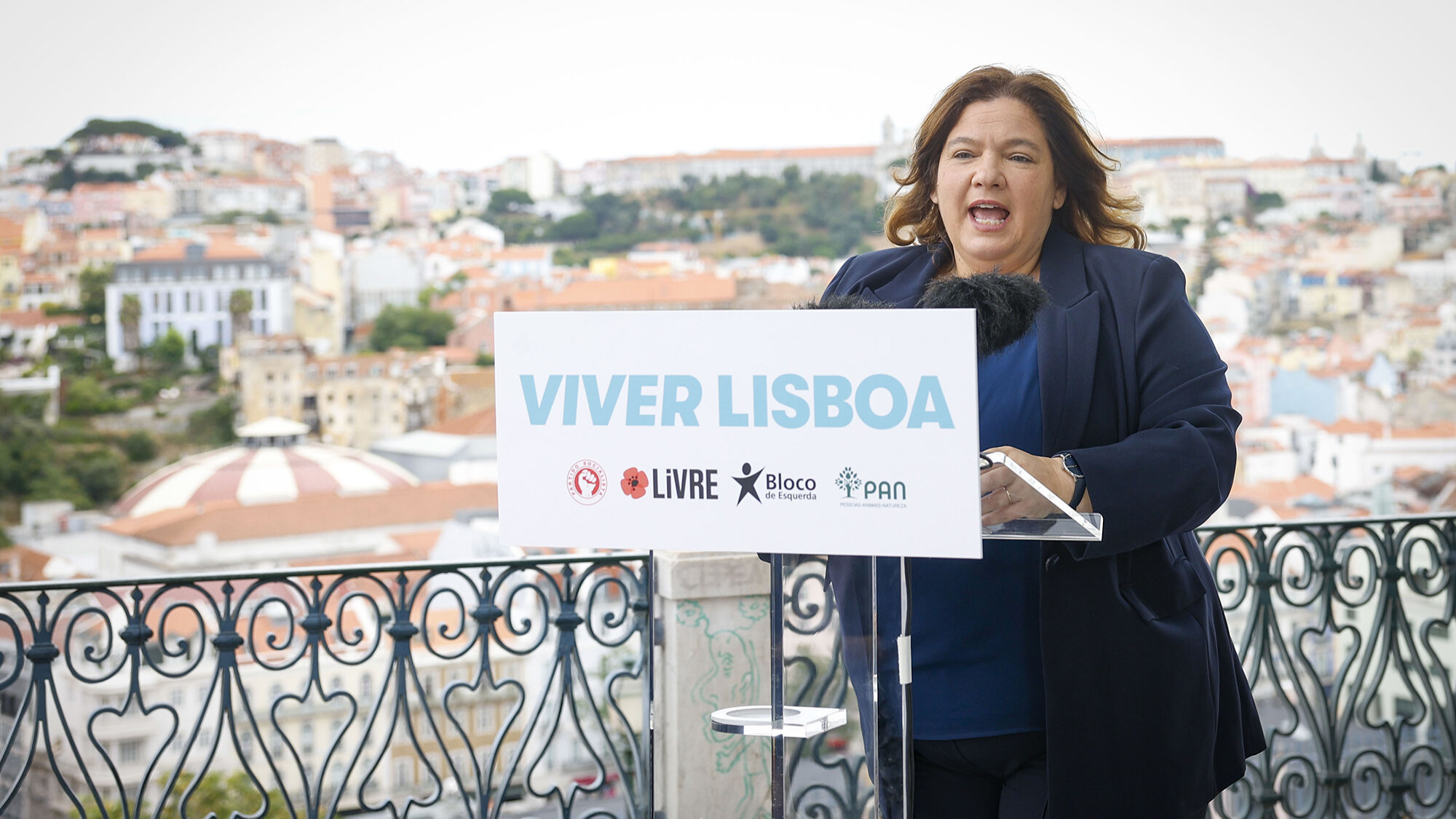 Moedas “mentiu” sobre elevador da Glória, diz Alexandra Leitão
