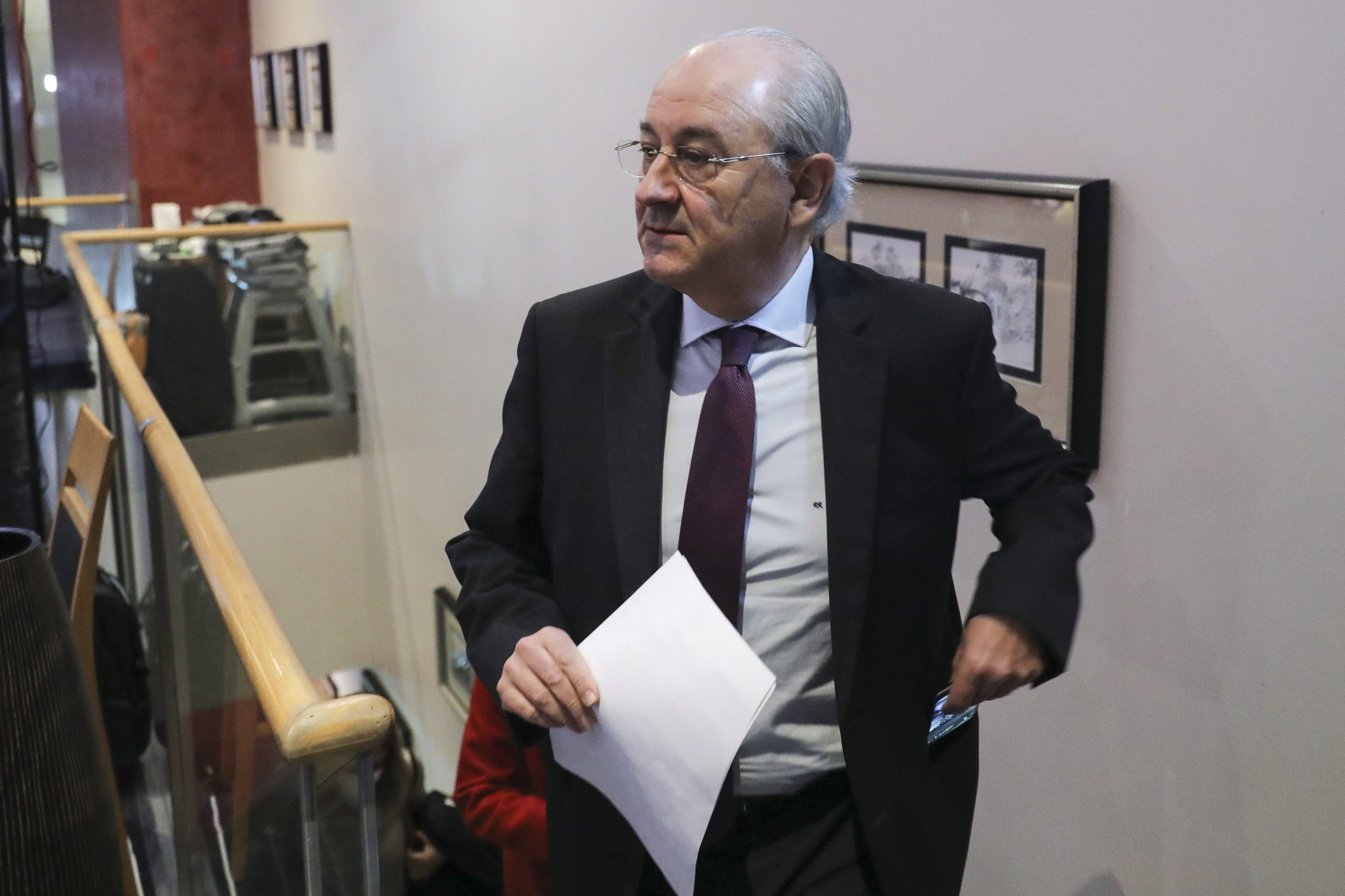 Legislativas. Rio acusa Van Dunem de normalizar mistura de votos válidos com inválidos