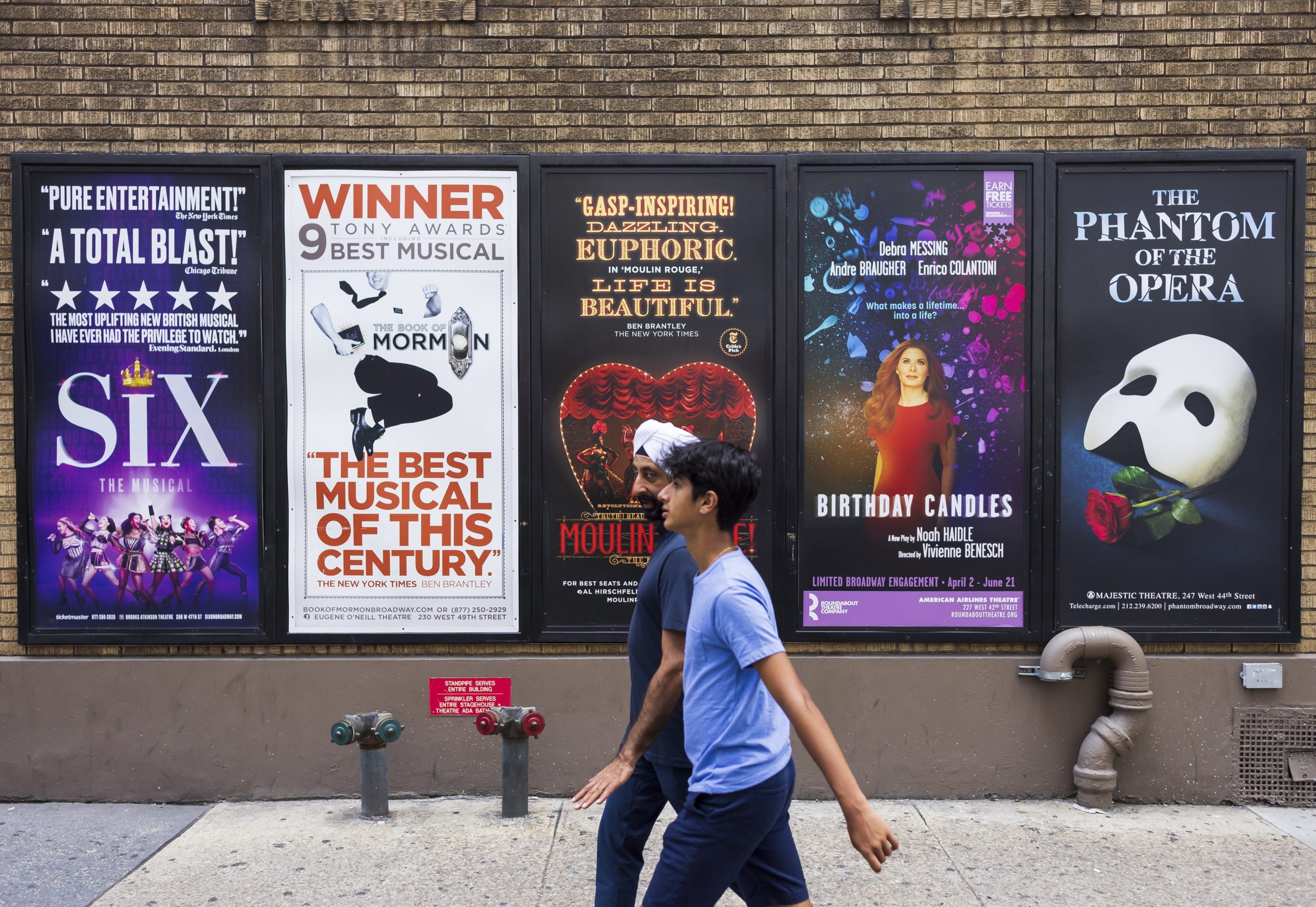 Broadway entra no mundo da física com novo musical inspirado no maior acelerador de partículas do mundo