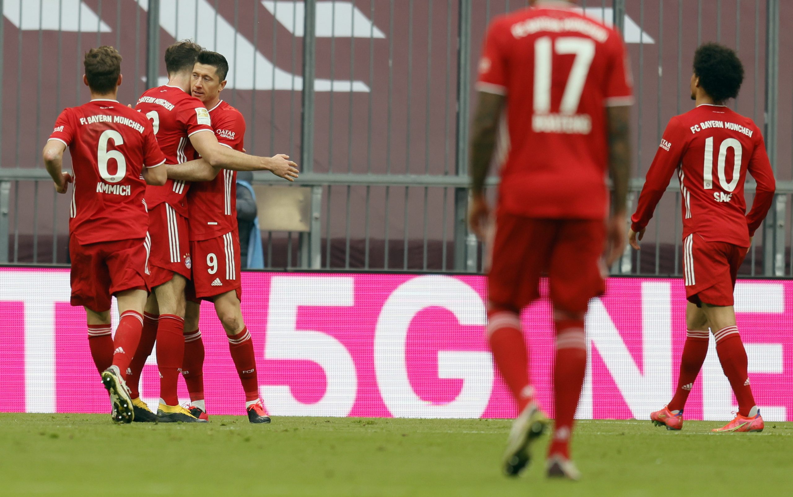 Bayern Munique, Wolfsburgo e Borussia Dortmund impõem a ‘lei do mais forte’
