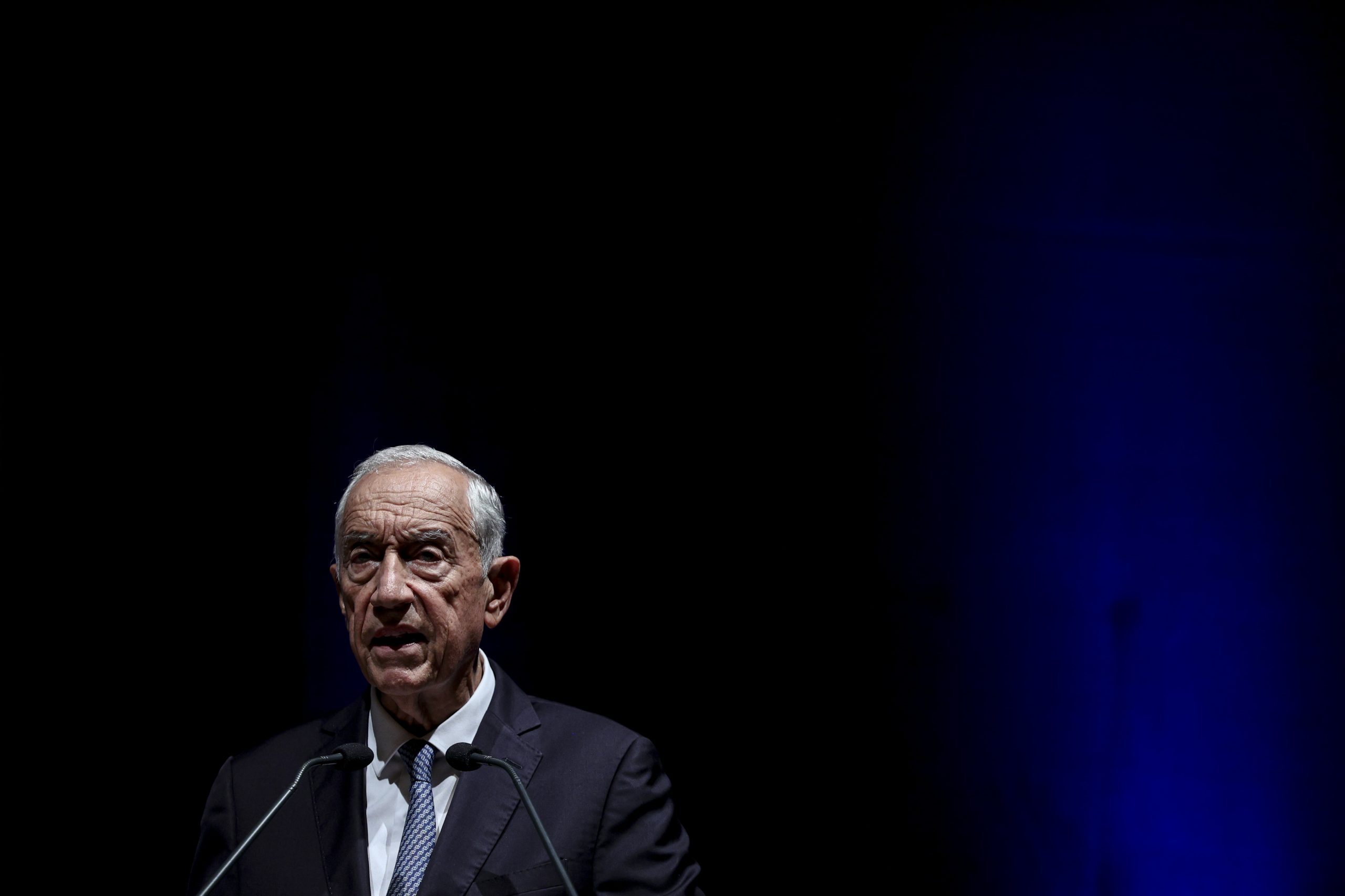 Marcelo contra fim do corte de 5% do vencimento aplicado já a titulares políticos