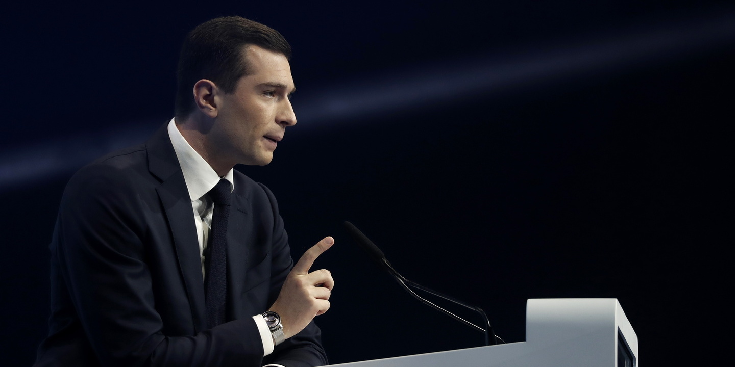 Partido de Le Pen. Sede do Rassemblement National em França alvo de buscas